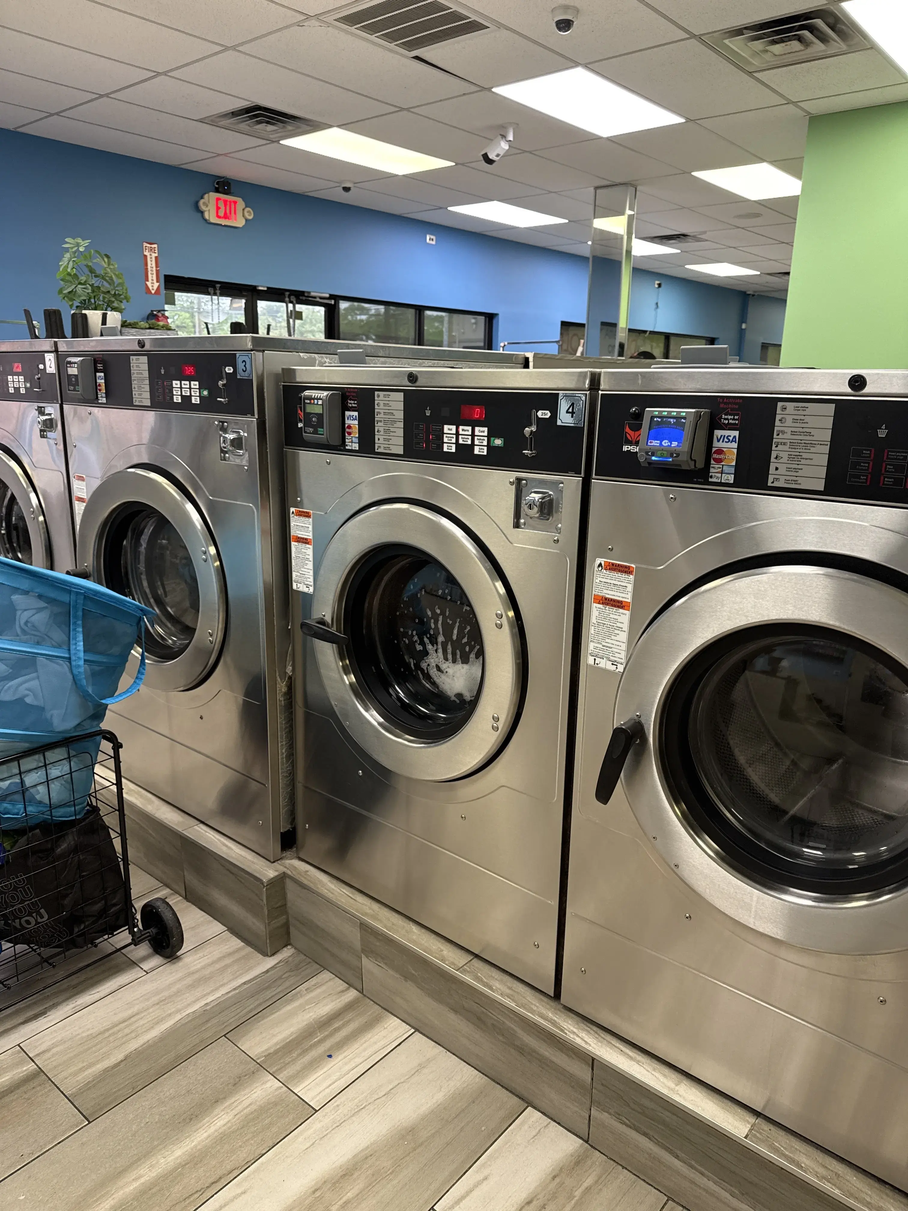 Blue Leaf Laundry thumbnail 5