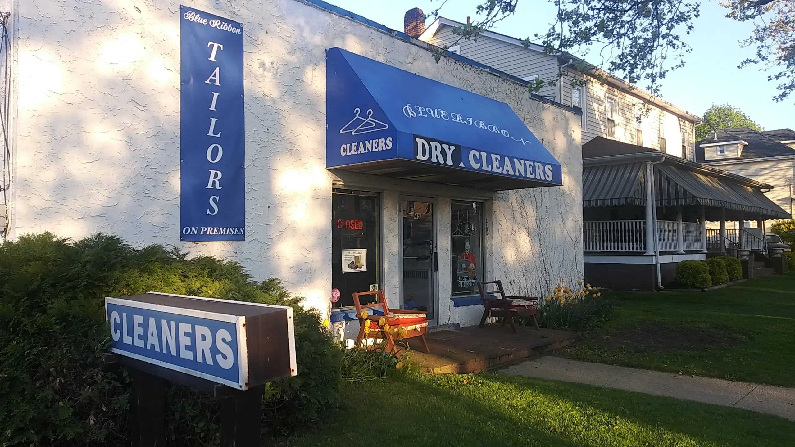Blue Ribbon Dry Cleaners and Tailors - Image 4