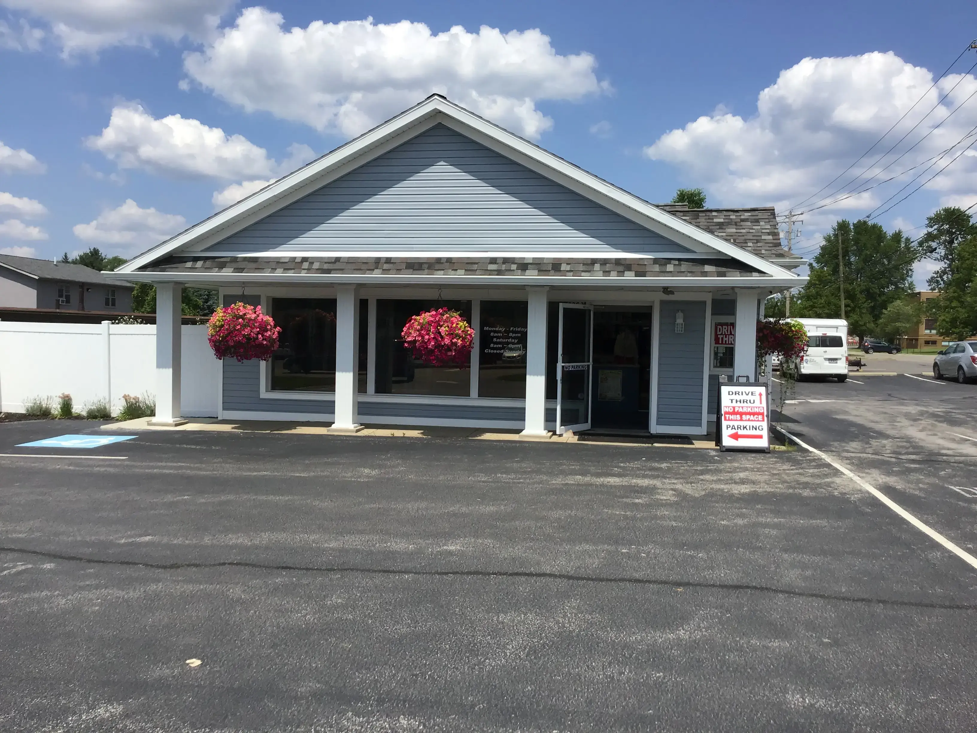 Blue Ribbon Dry Cleaners location