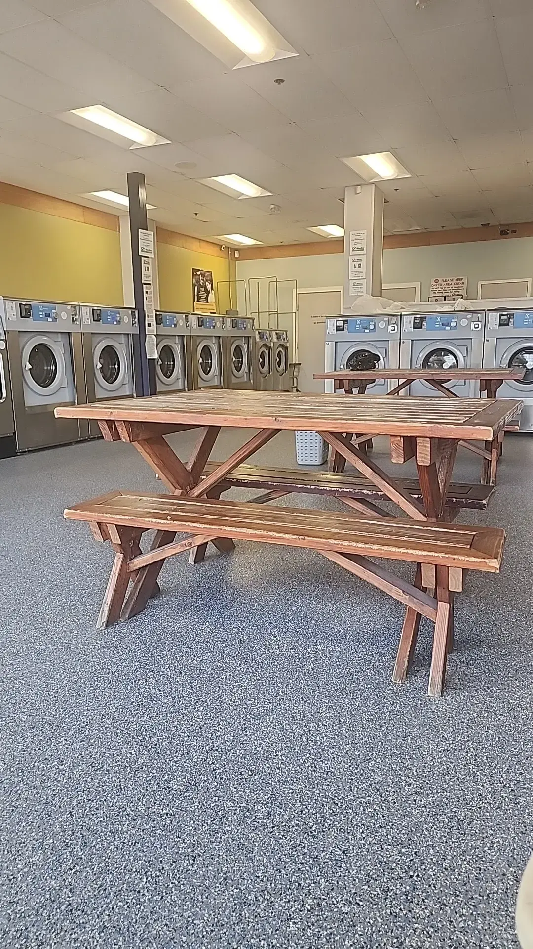 Blue Sky Eco Laundry of Gresham thumbnail 7