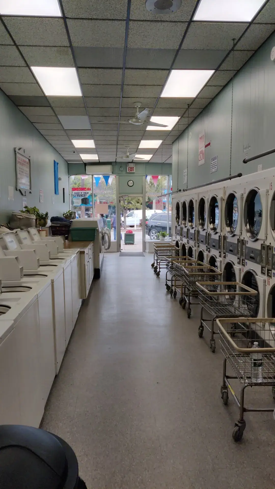 Blue Sky Laundromat - Maywood NJ thumbnail 5