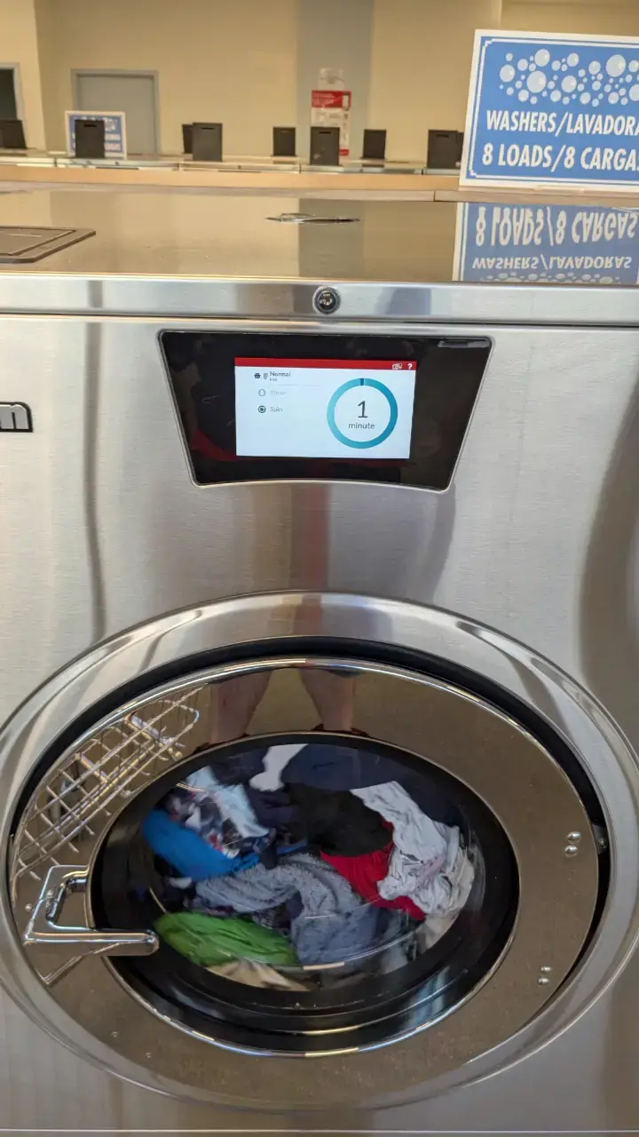 Blue Sky Laundry - Image 19