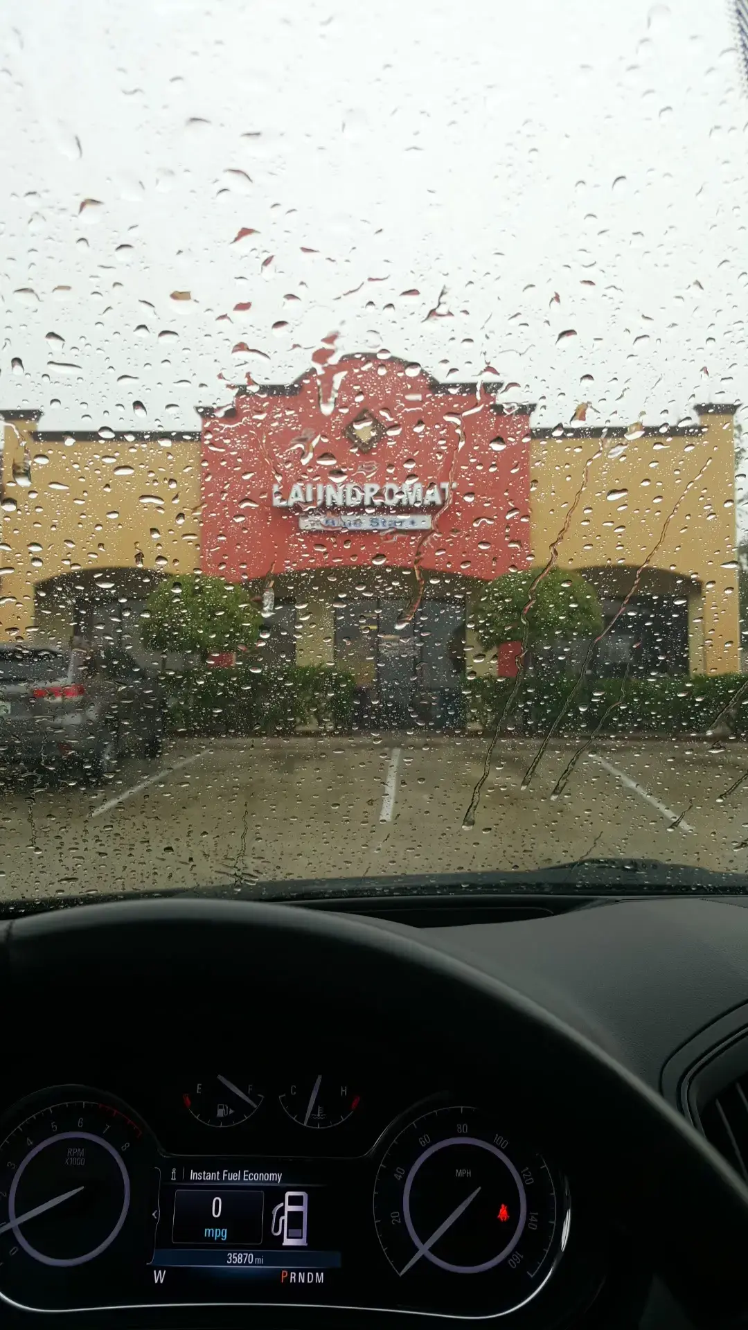 Blue Star Laundromat - Image 7