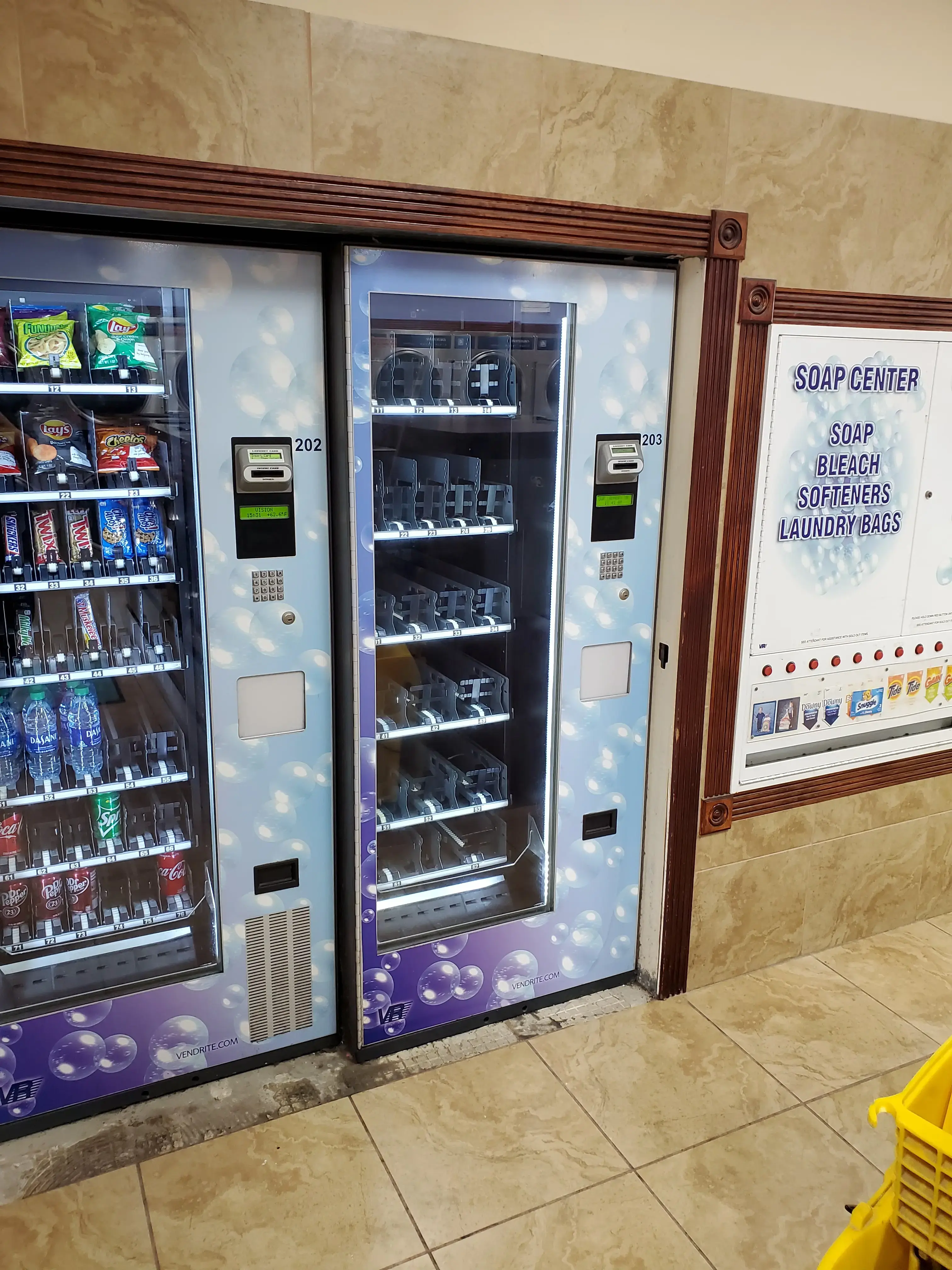 Blue Water Express Laundry - Image 8