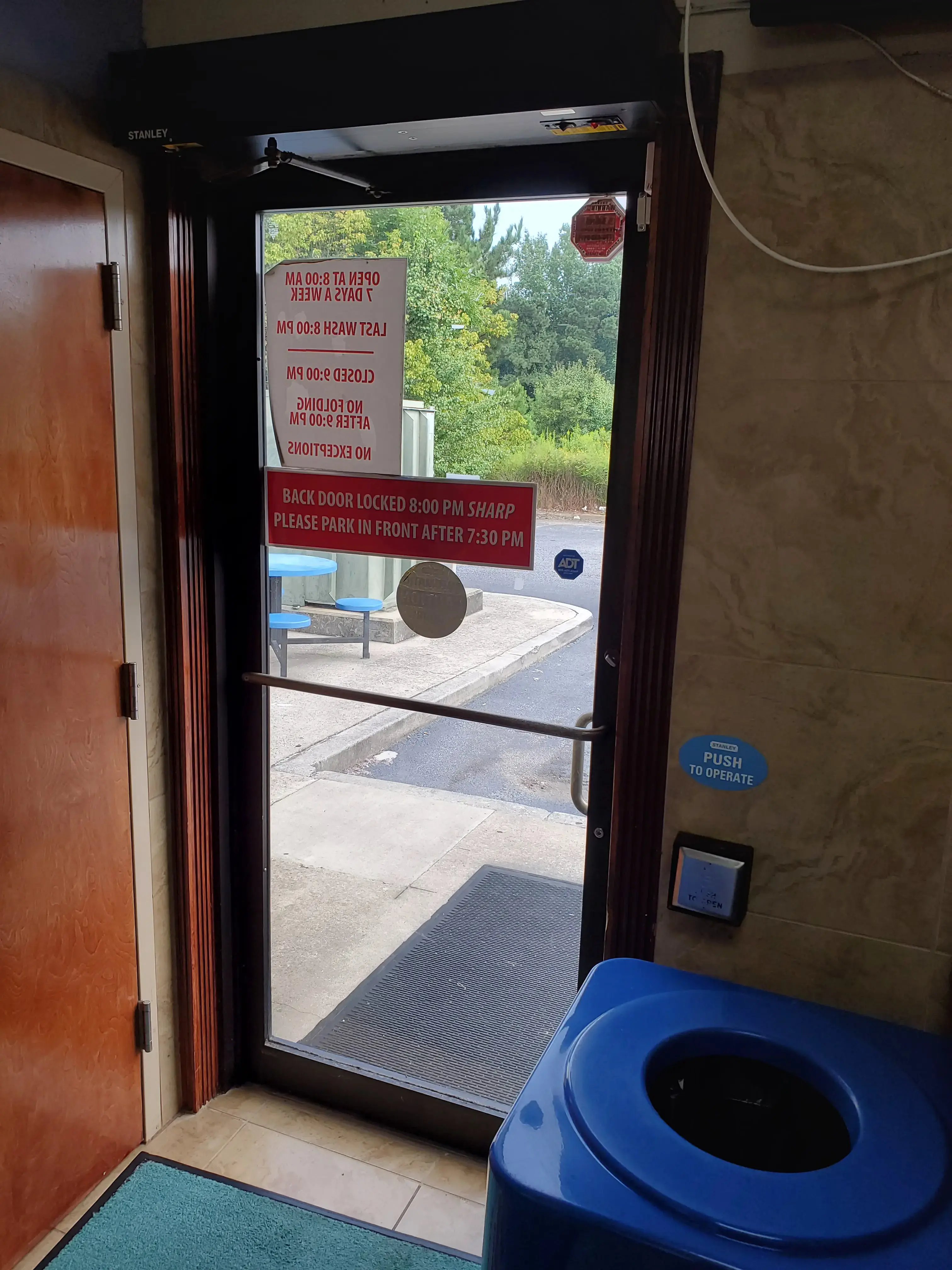 Blue Water Express Laundry - Image 10