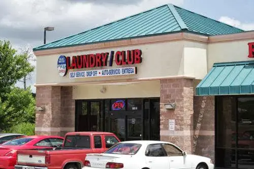 Blue Water Express Laundry thumbnail 5