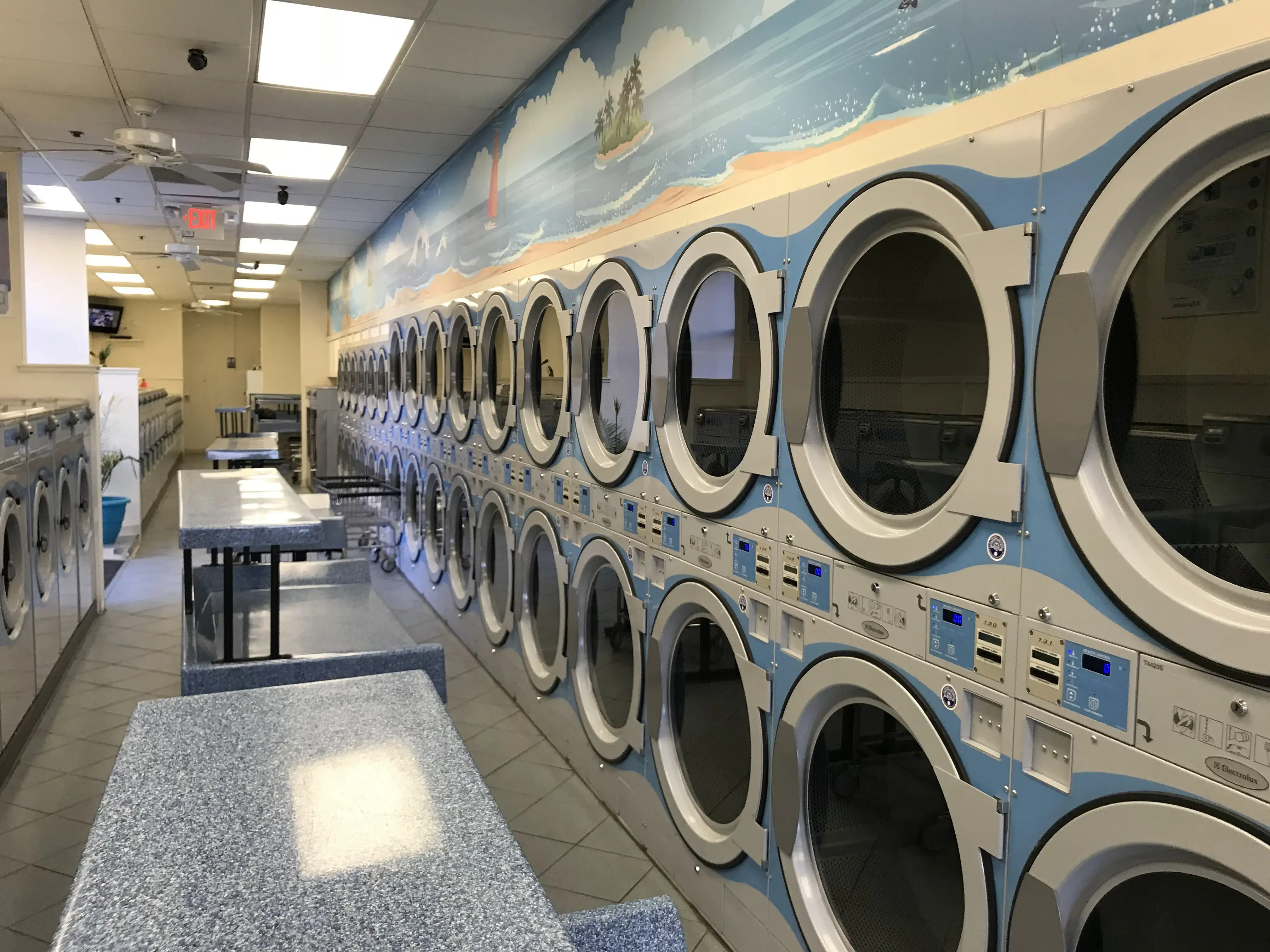 Blue Wave LLC location