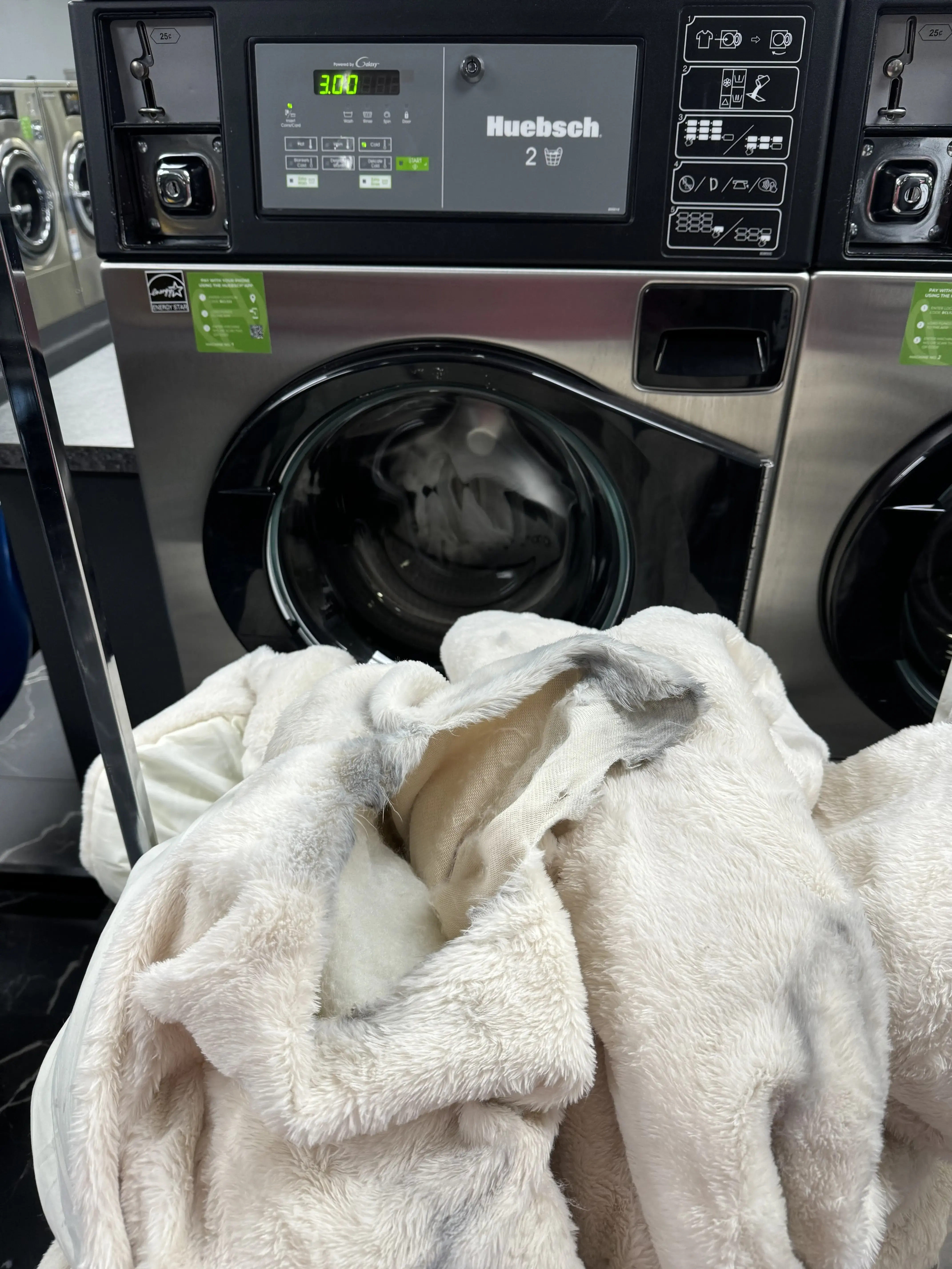 Bluemound Laundry thumbnail 6