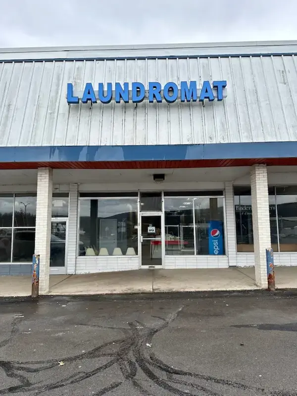 Bluestone Laundromat Dundee - Image 11