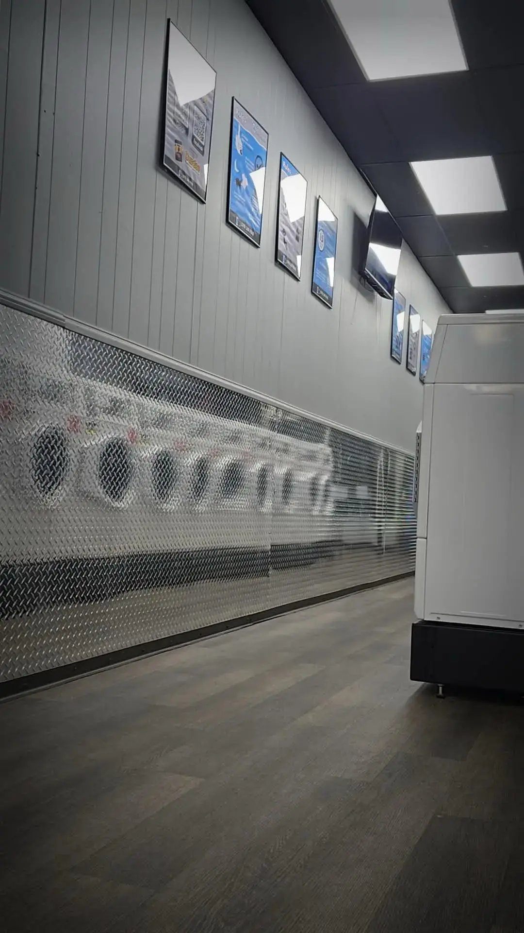 Bluestone Laundromat Dundee thumbnail 8