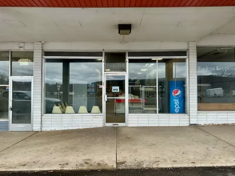 Bluestone Laundromat Dundee thumbnail 5