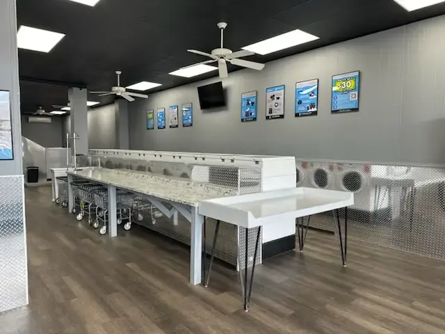 Bluestone Laundromat Dundee thumbnail 19