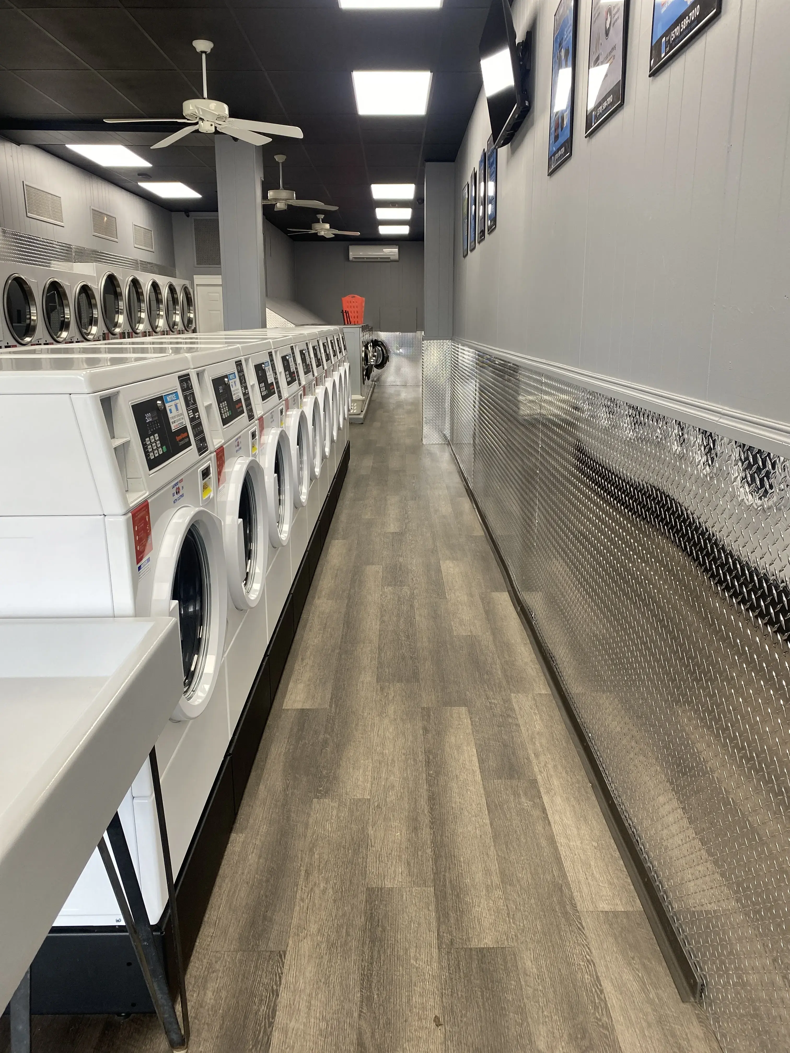 Bluestone Laundromat Dundee thumbnail 17