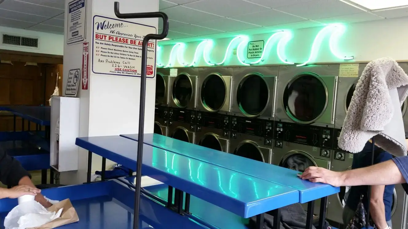 Bluestone Laundromat Hawley - Image 4