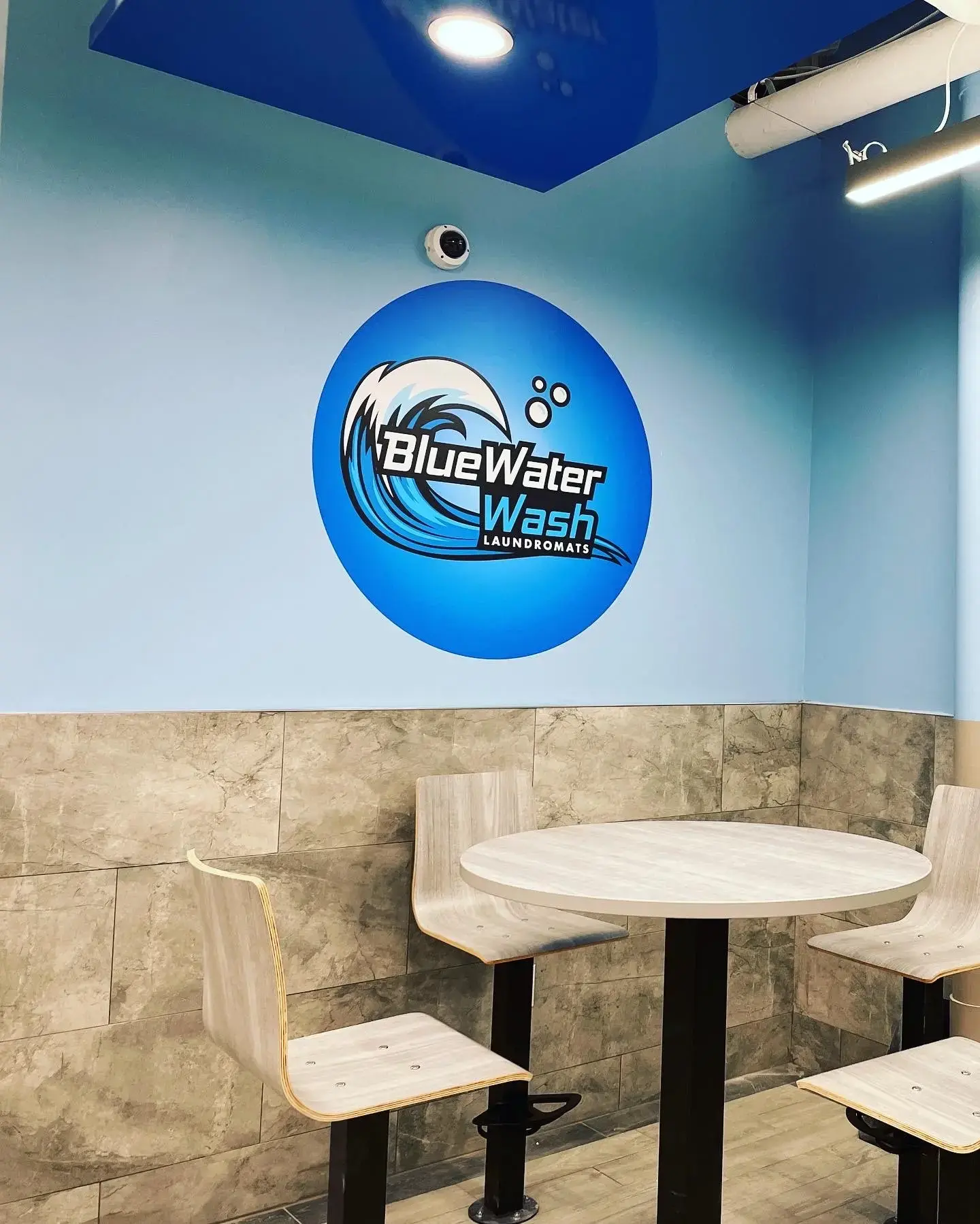 BlueWater Wash Laundromat - Image 6