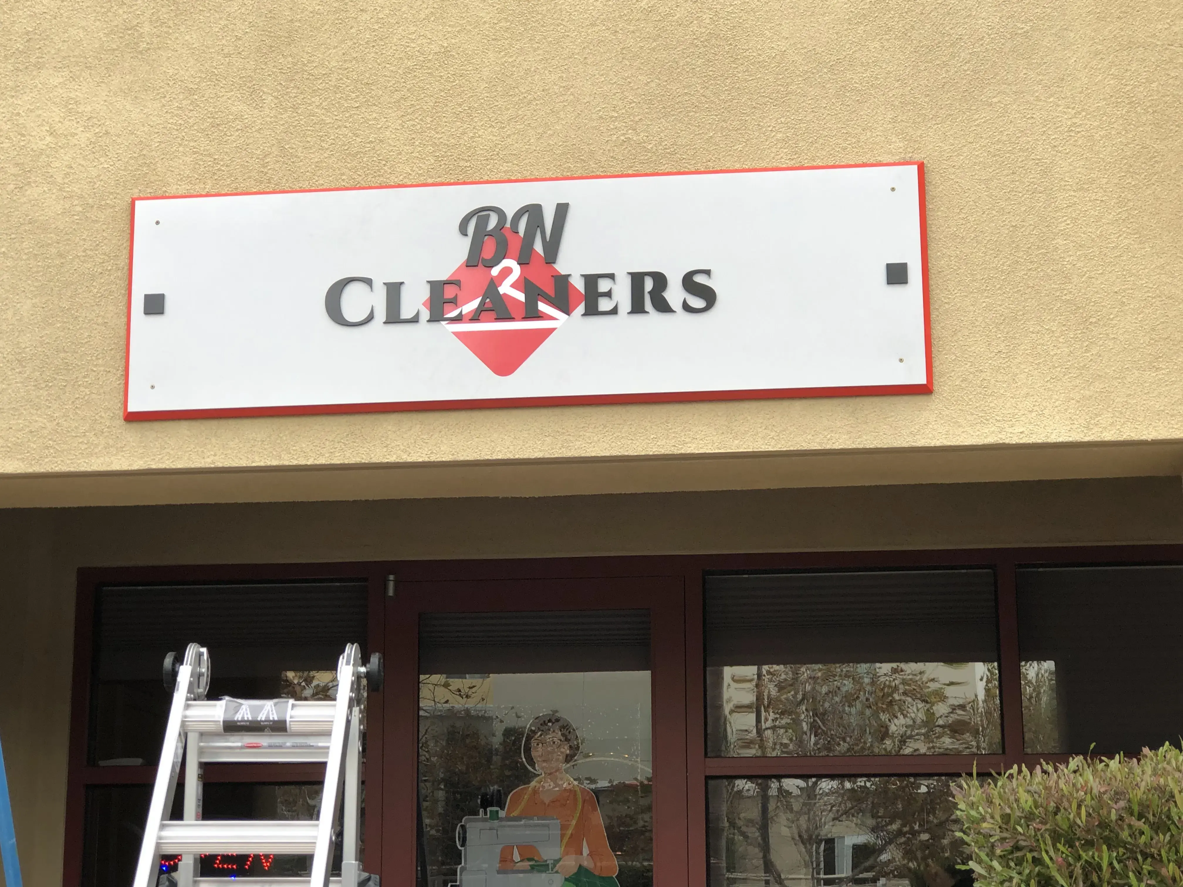BN CLEANERS thumbnail 9