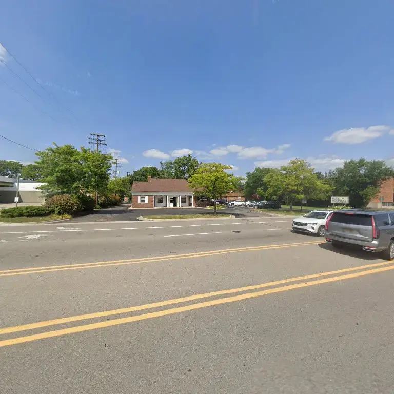 Bob White Cleaners - Image 1