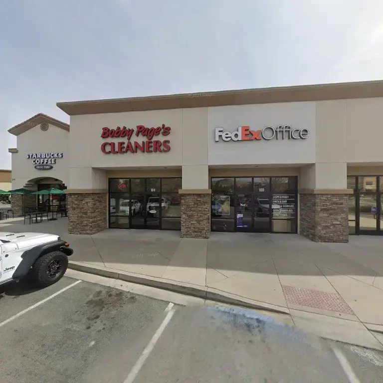 Bobby Pages Dry Cleaners - Image 7