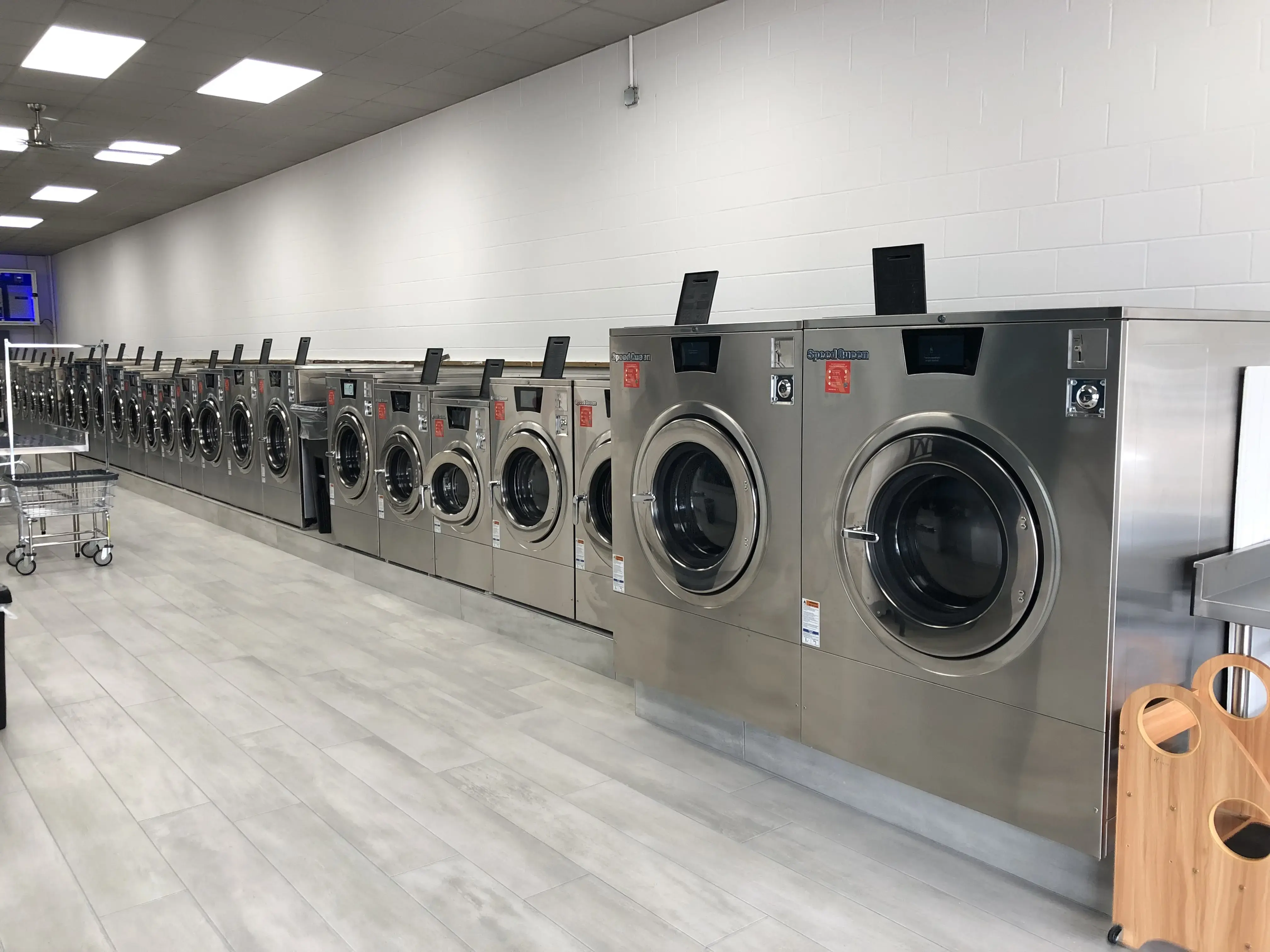 Bold City Laundry - Image 14