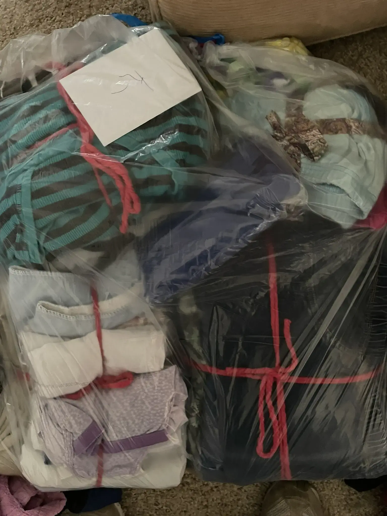 Bolt Laundry Service - Image 14