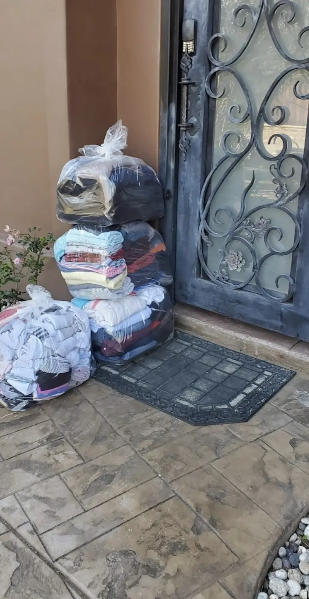 Bolt Laundry Service - Image 8