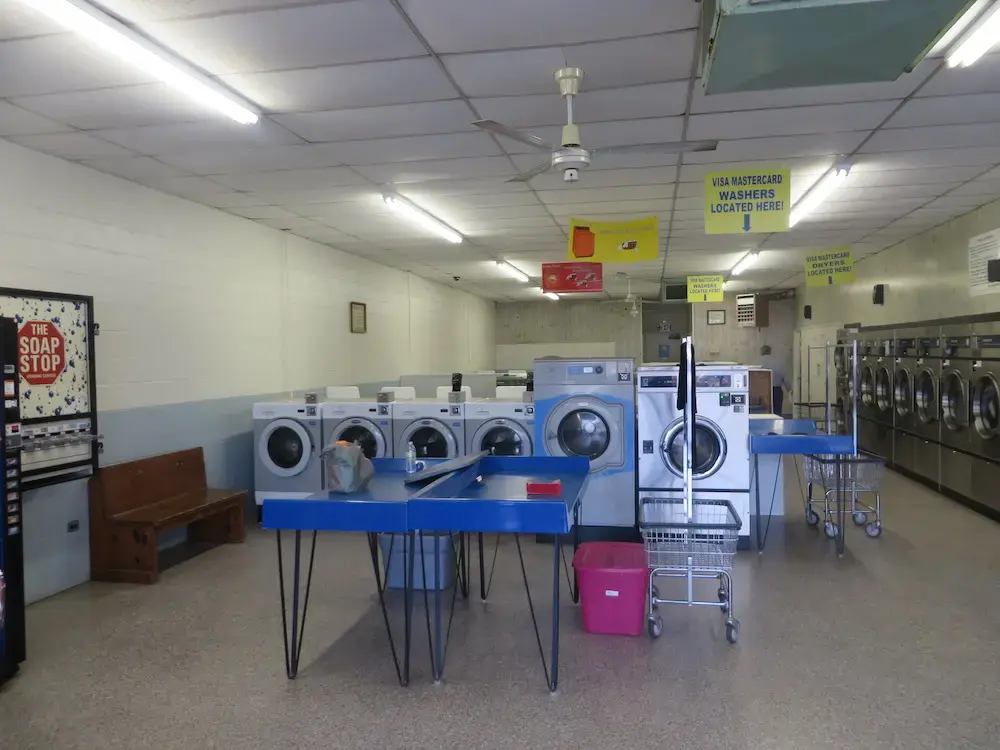 Boonsboro Rd Laundry Land Laundromat - Image 4