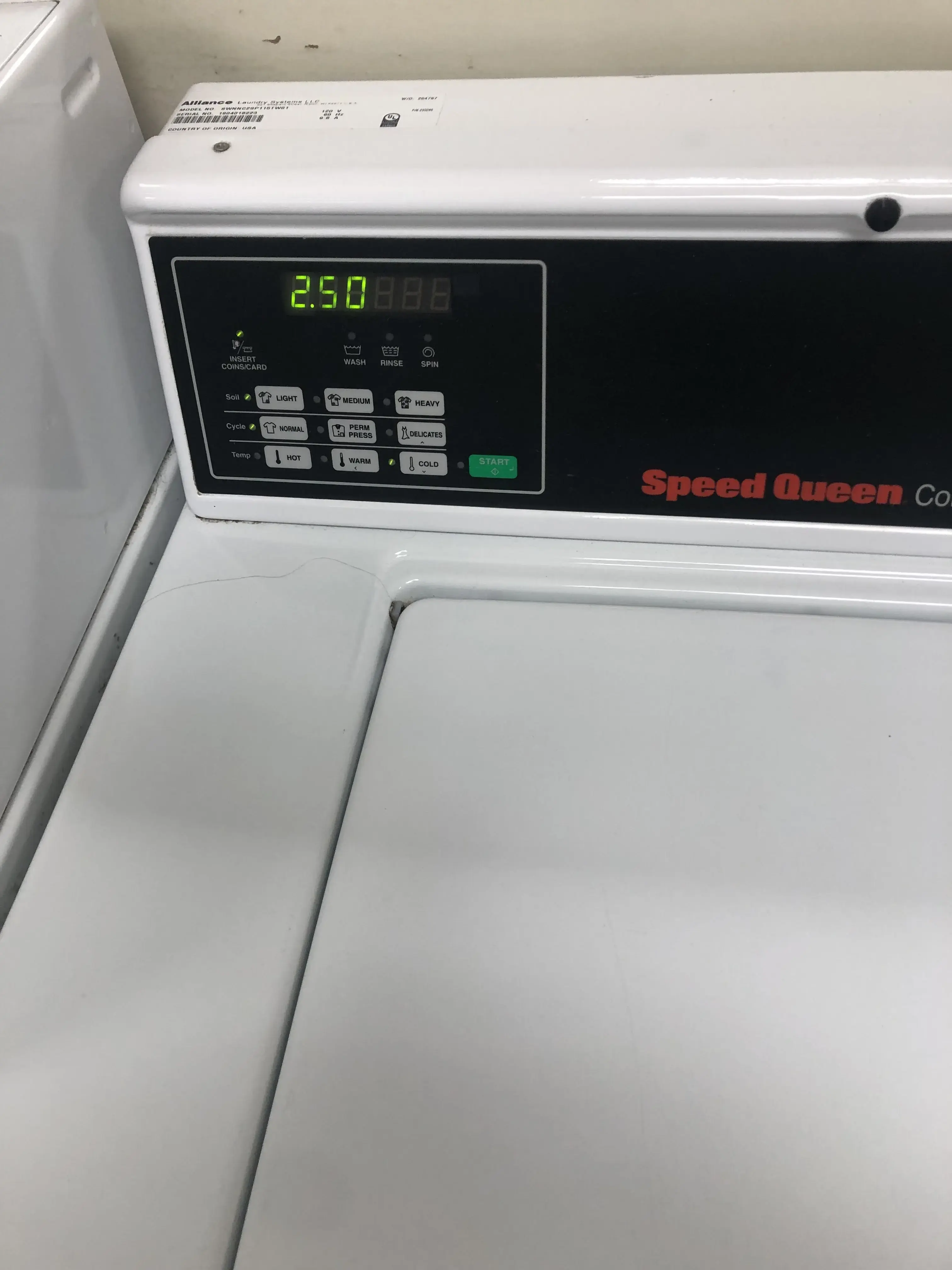 Boston-Pearl Laundromat thumbnail 17