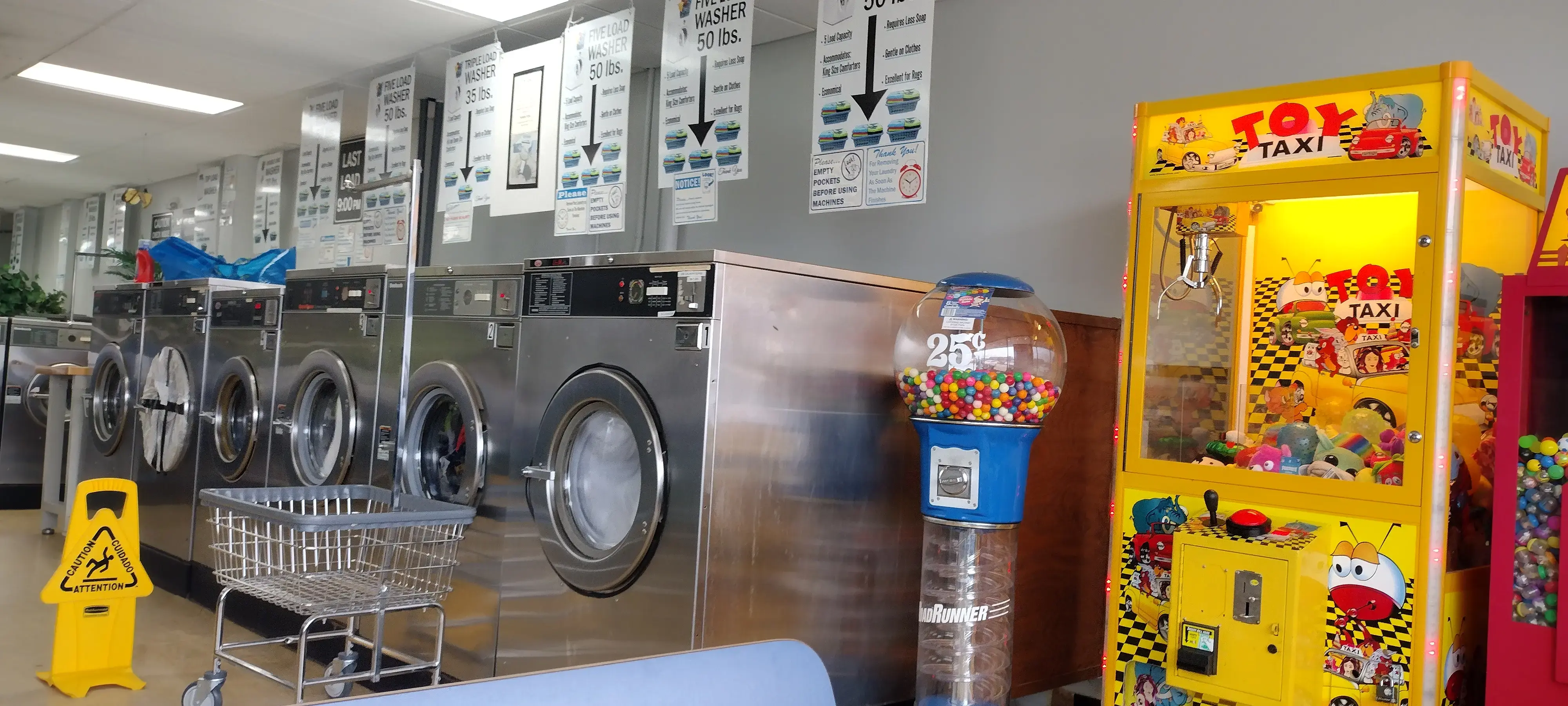 Boston-Pearl Laundromat thumbnail 4