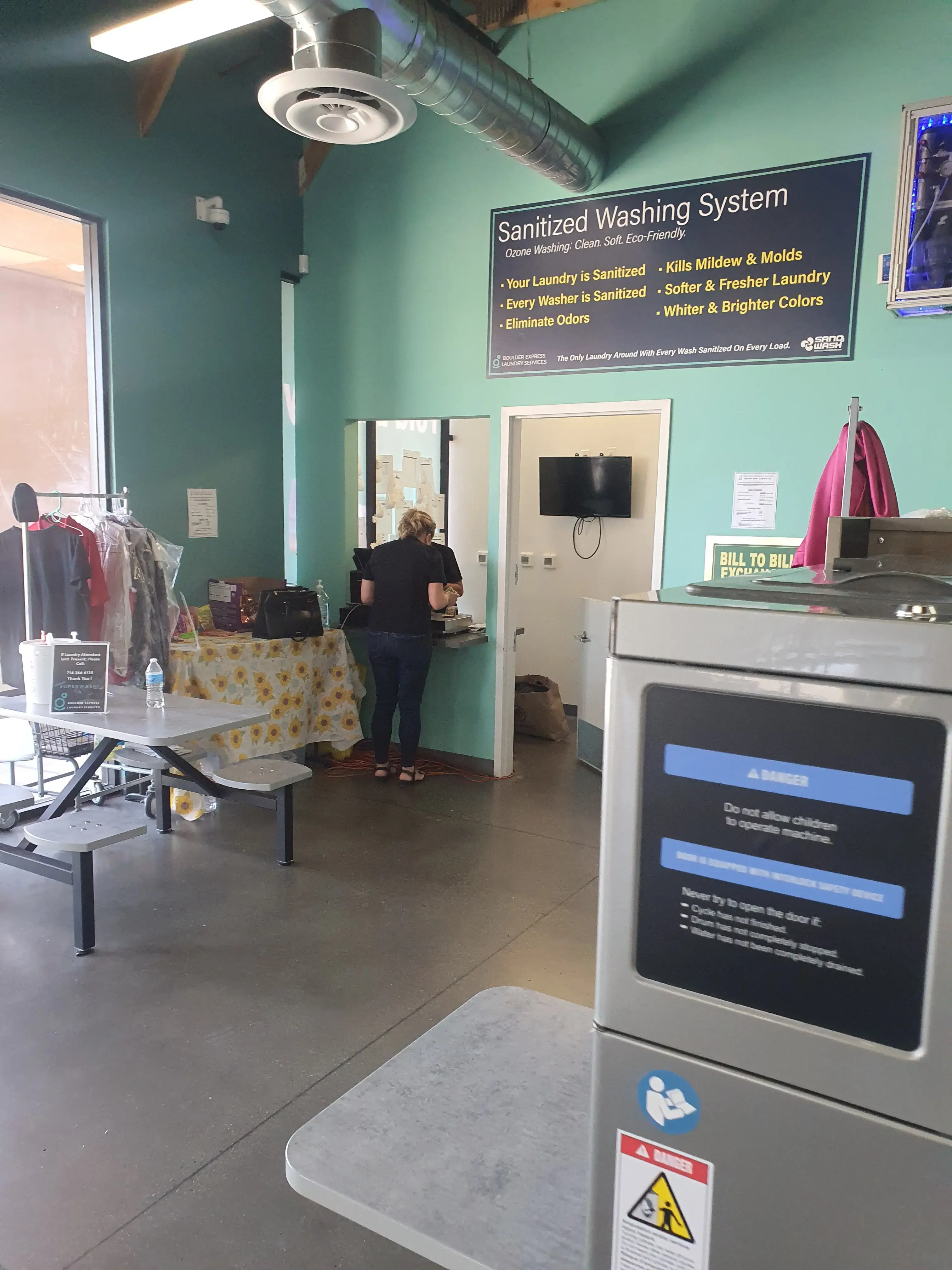 BOULDER EXPRESS LAUNDRY SERVICES - Image 7