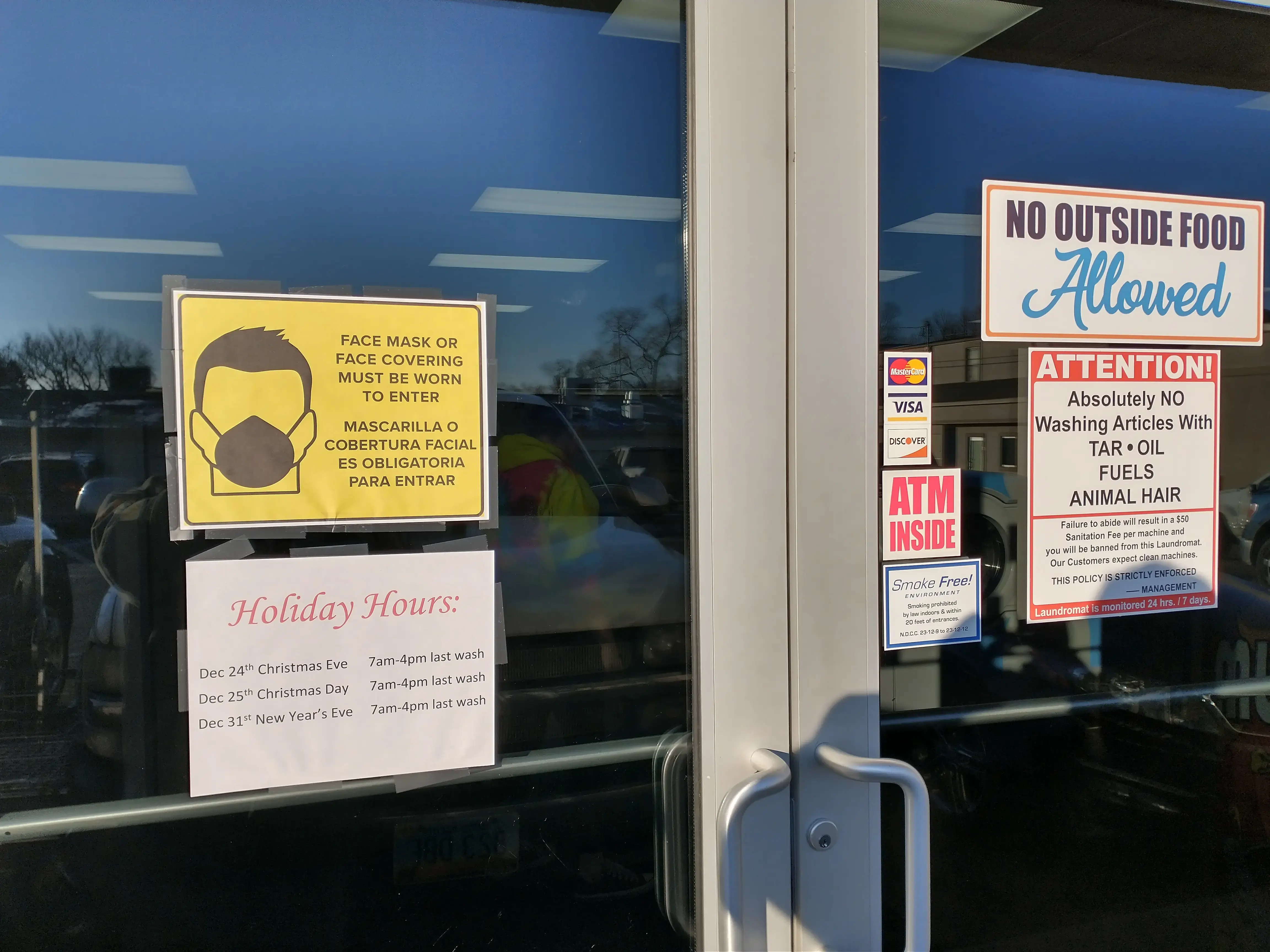 Boulevard Laundromat - Image 4