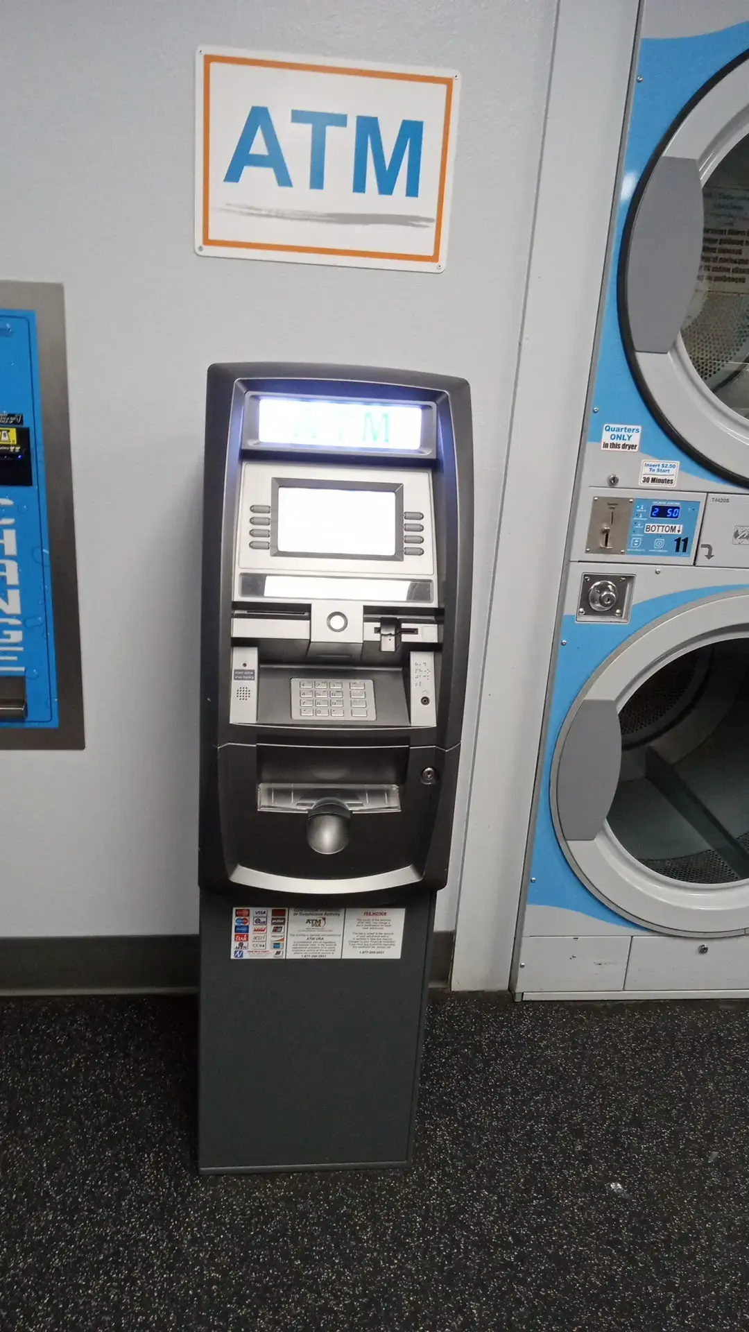 Boulevard Laundromat thumbnail 12