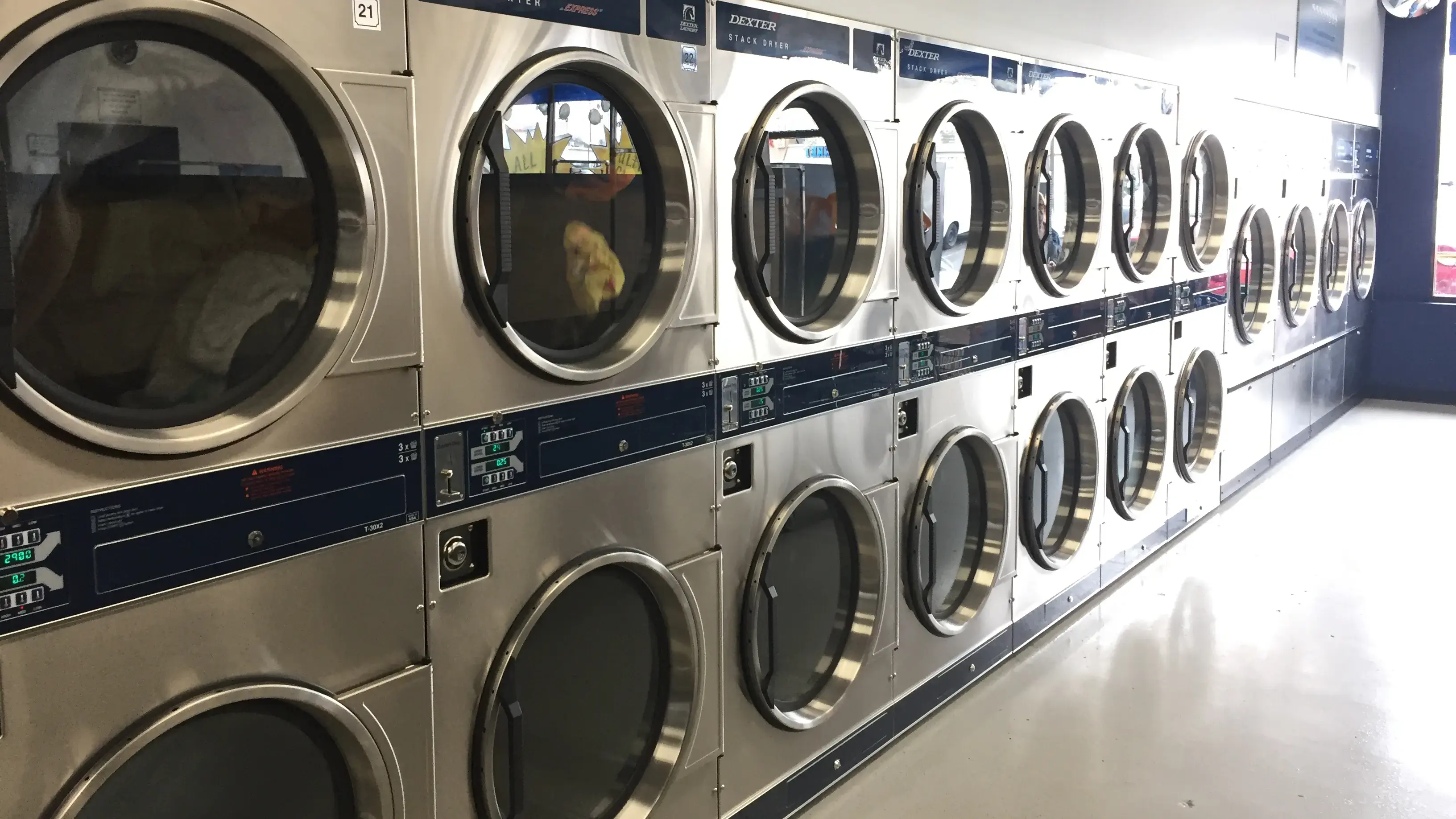 Boulevard Laundry thumbnail 1