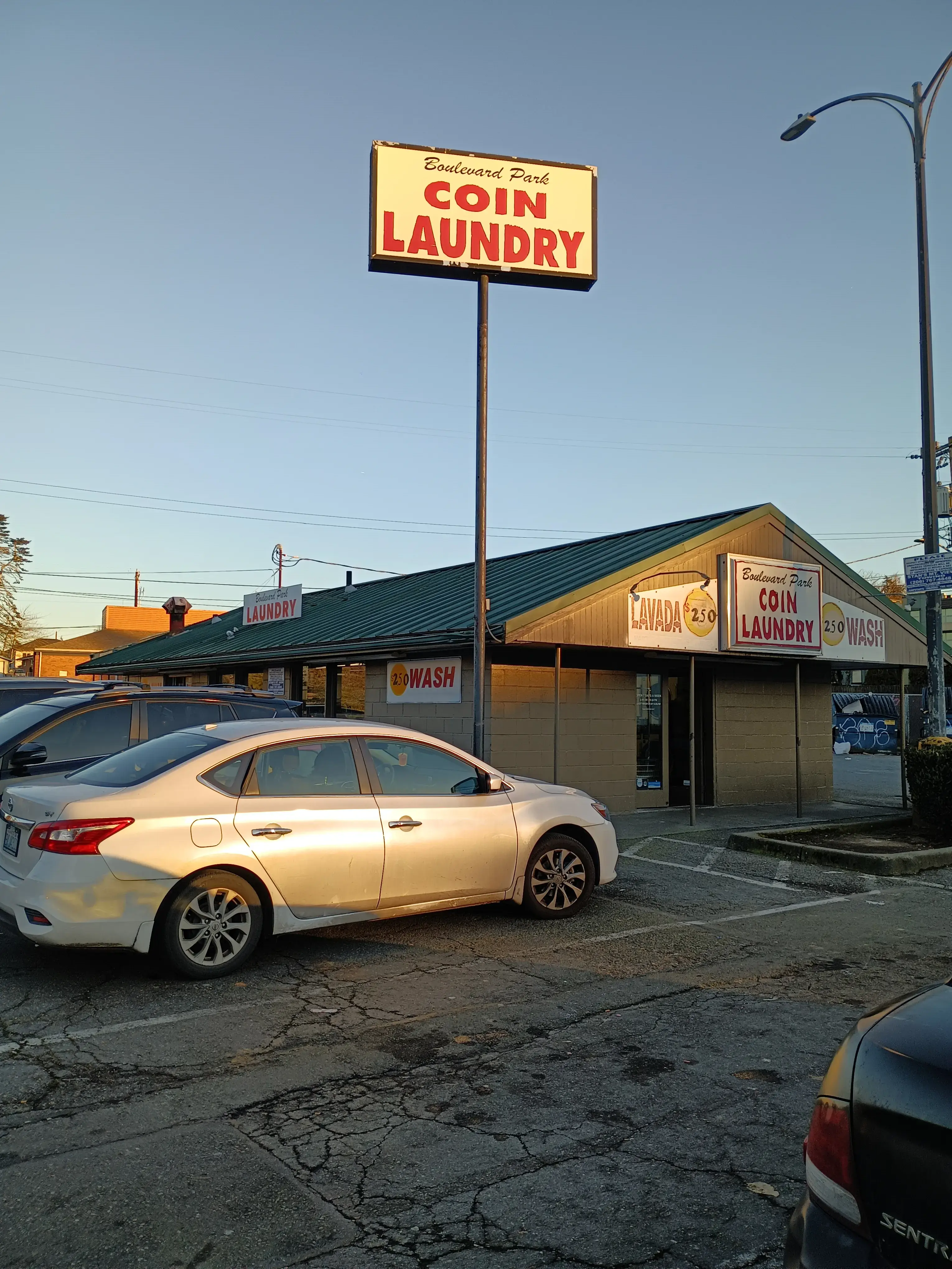 Boulevard Park Laundry thumbnail 2