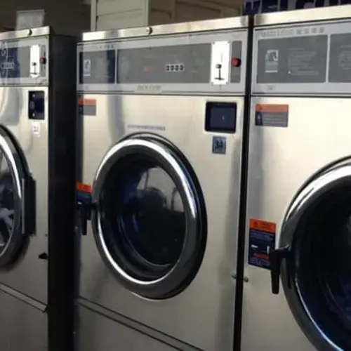 Boulevard Park Laundry - Image 18