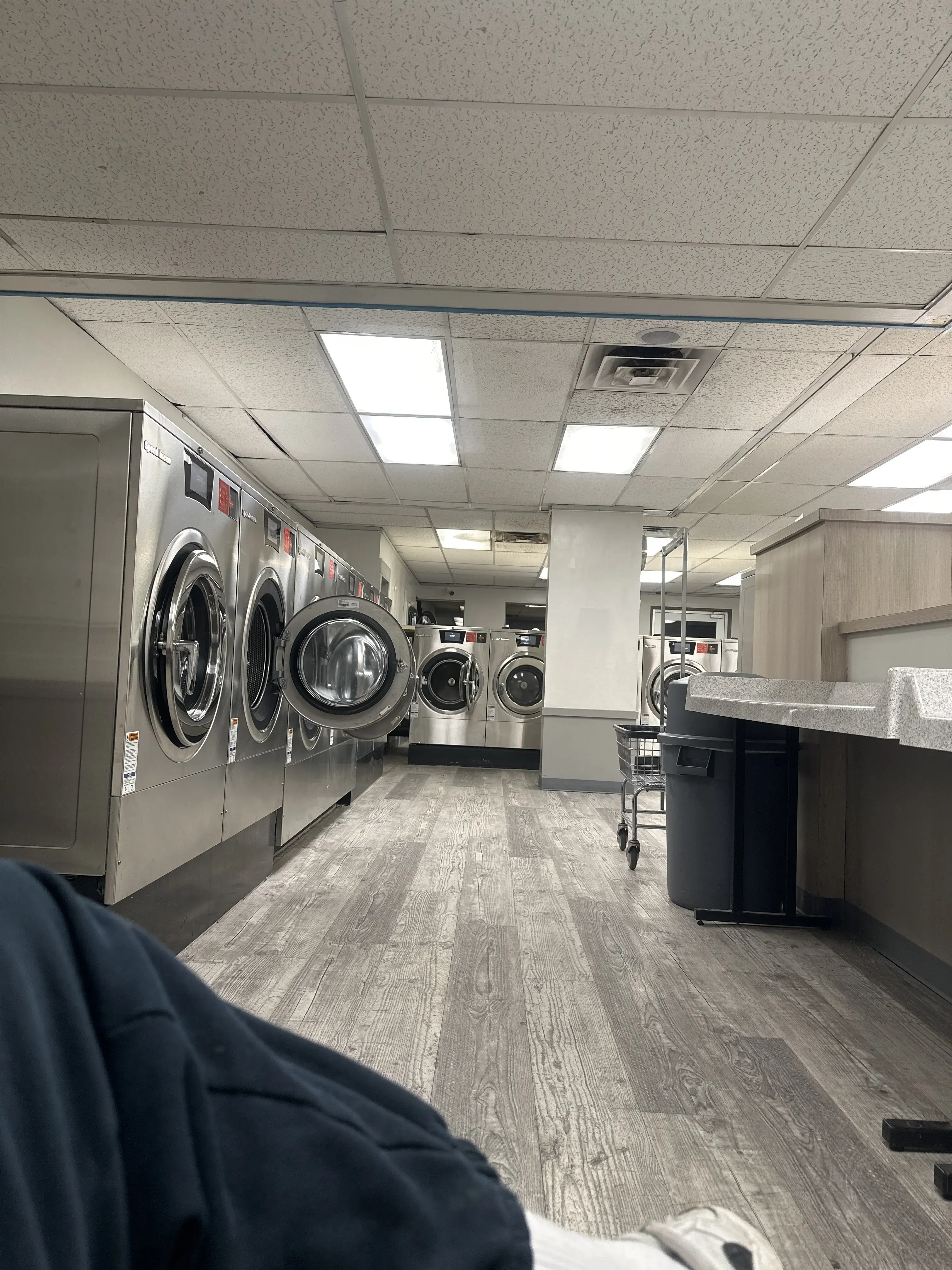 Bountiful Laundry - Your Neighborhood Laundromat thumbnail 14