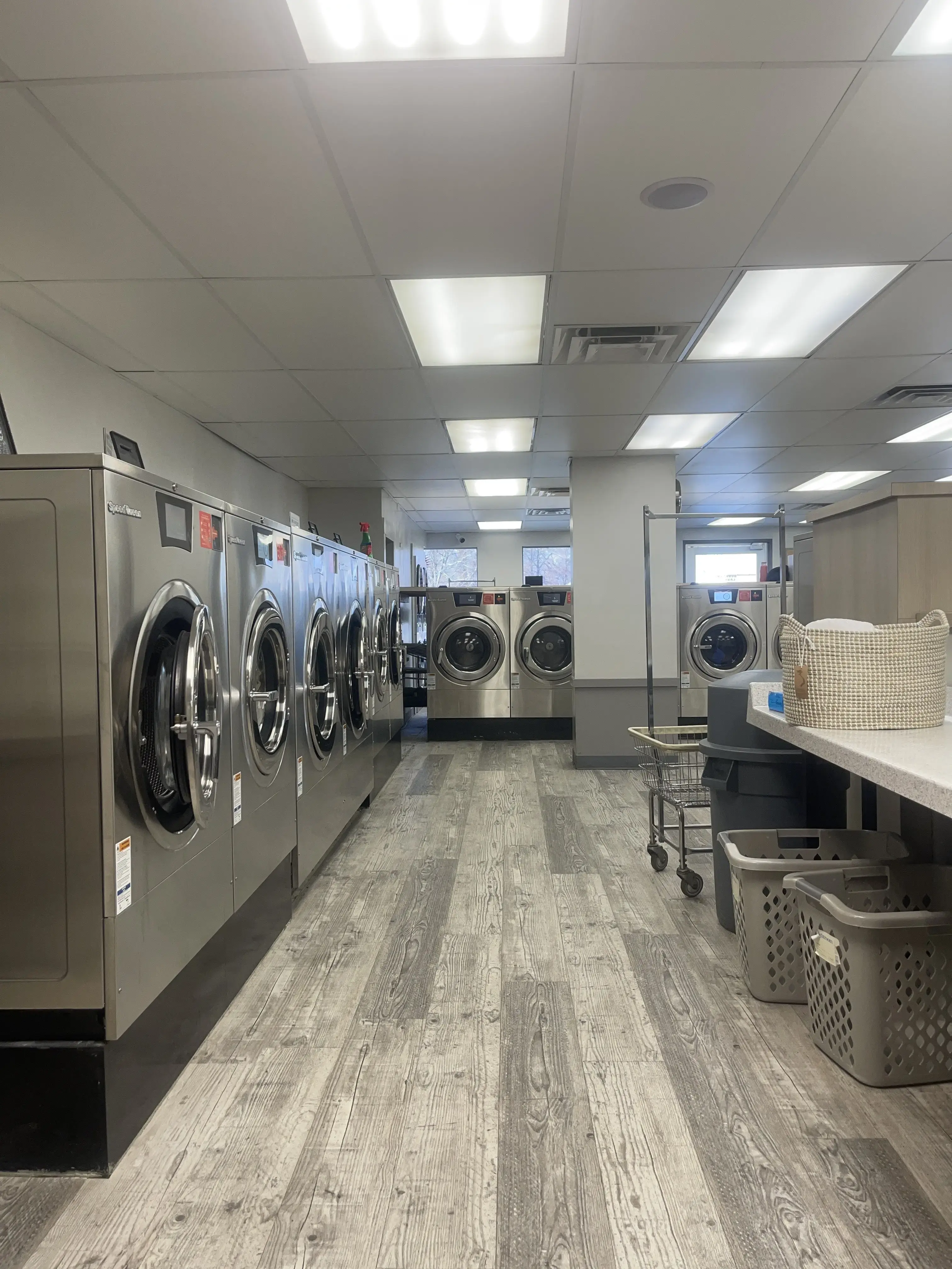 Bountiful Laundry - Your Neighborhood Laundromat thumbnail 2