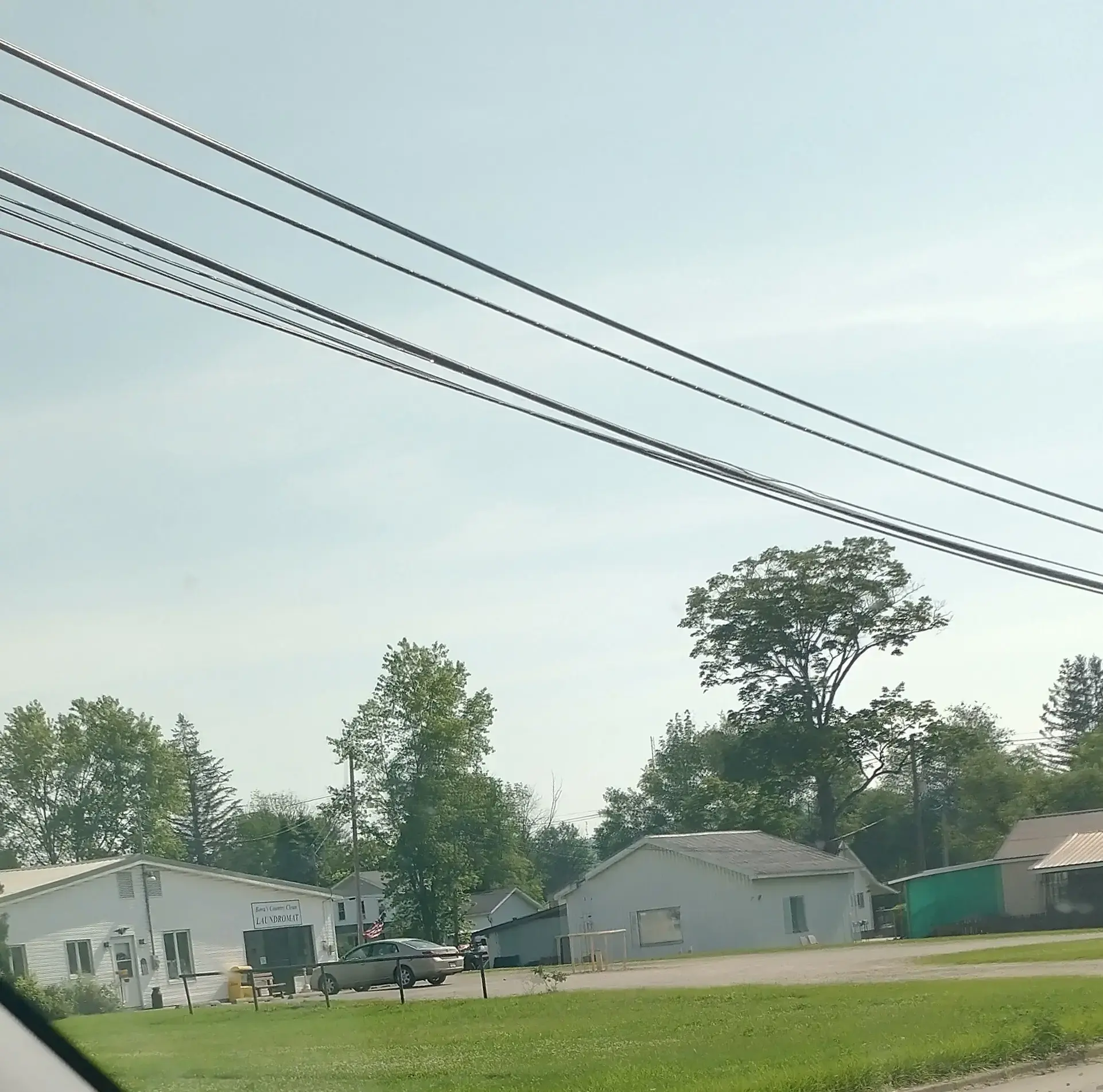 Bova's Country Clean Laundromat - Image 4