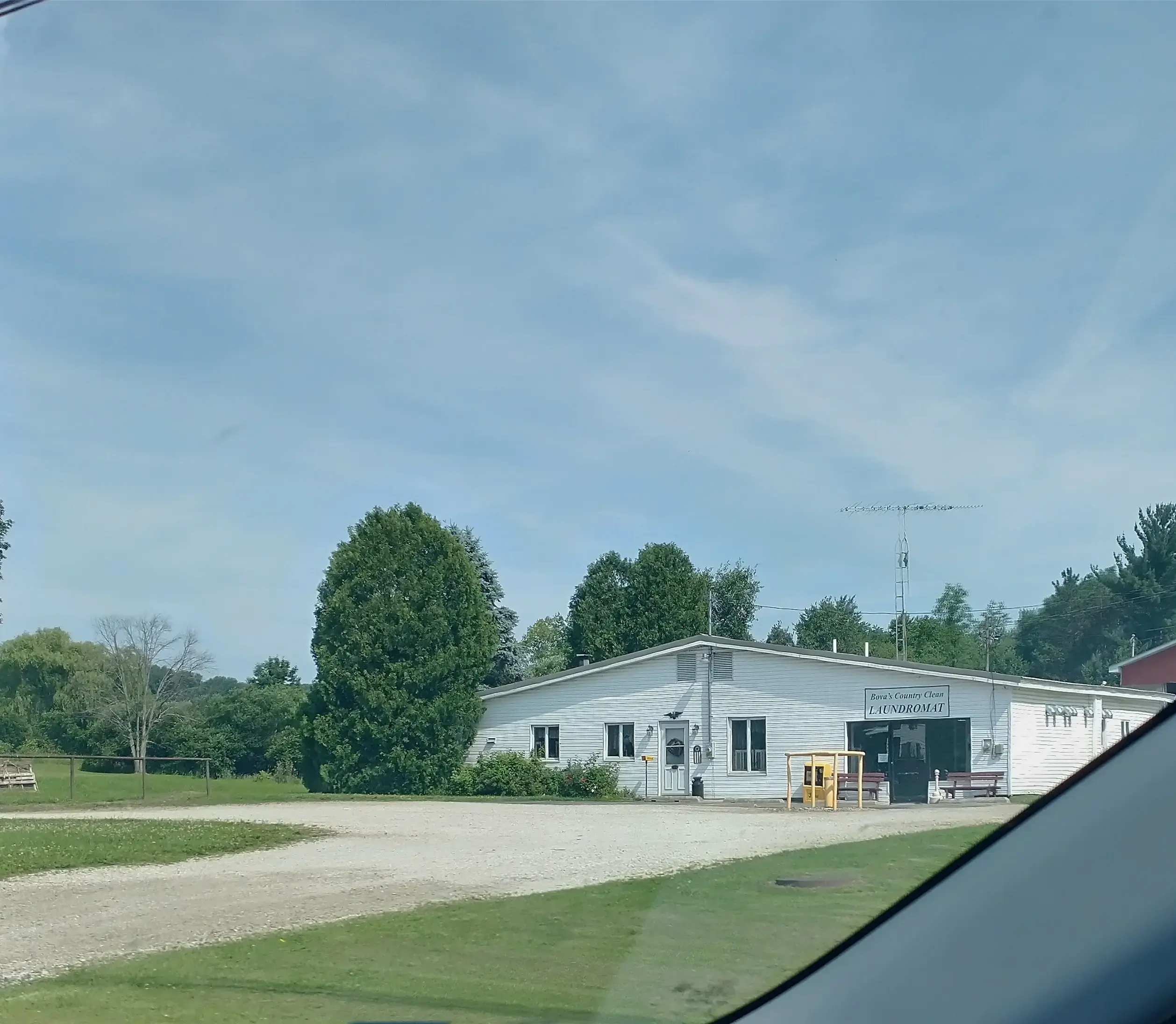 Bova's Country Clean Laundromat - Image 3