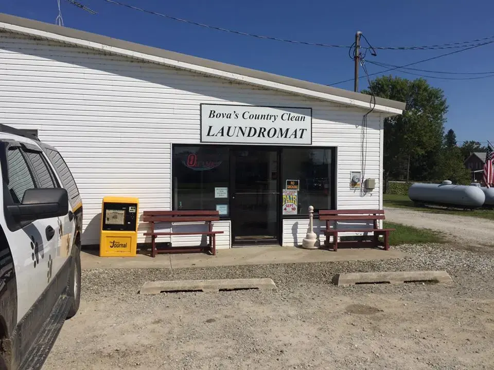 Bova's Country Clean Laundromat thumbnail 15