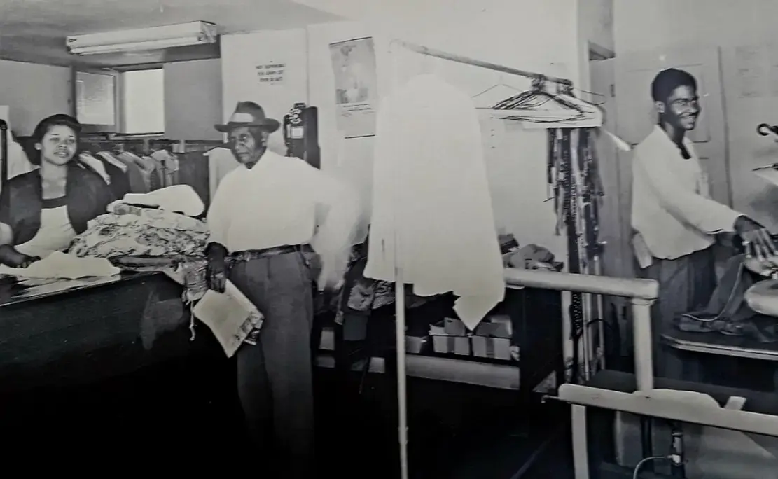 Bowers & Sons Cleaners - Image 7