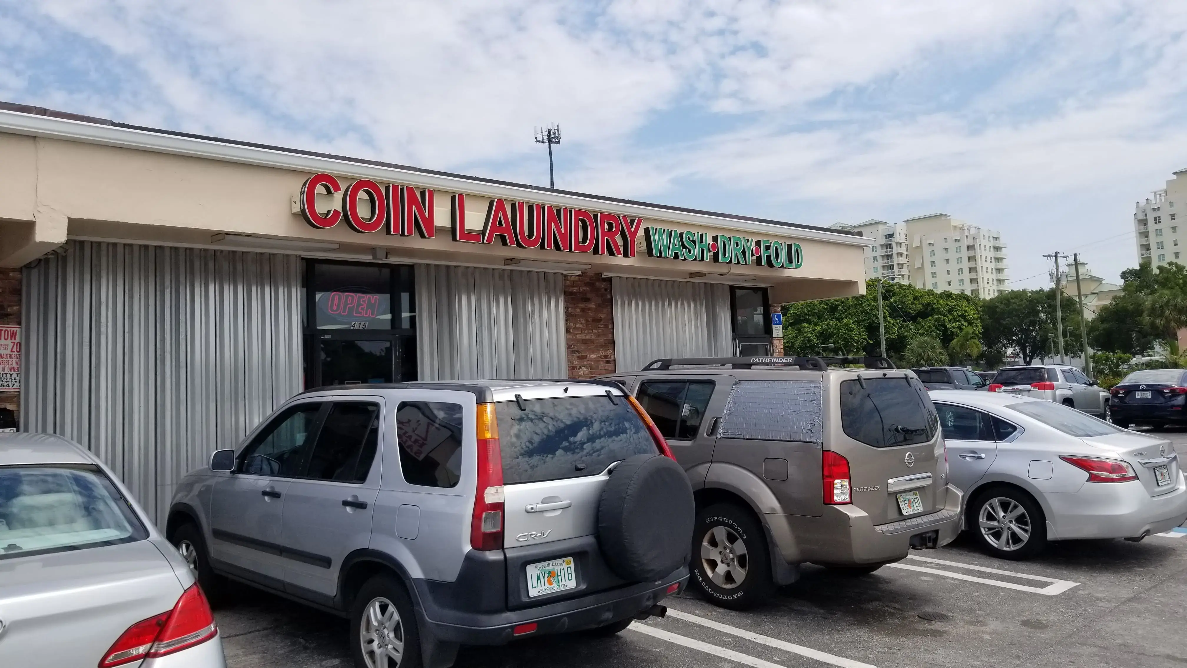 Boynton Beach Laundry thumbnail 3
