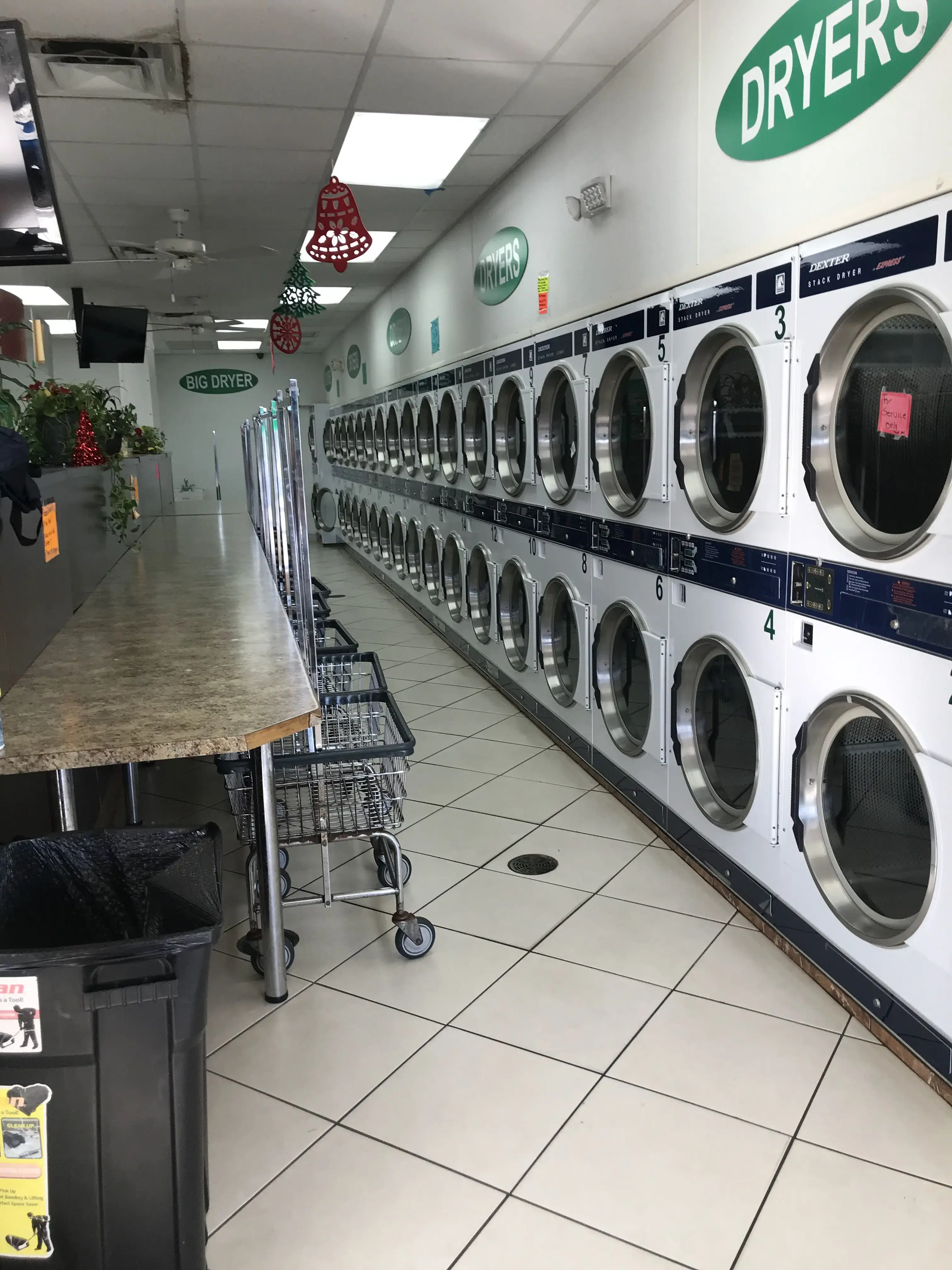 Boynton Beach Laundry - Image 14
