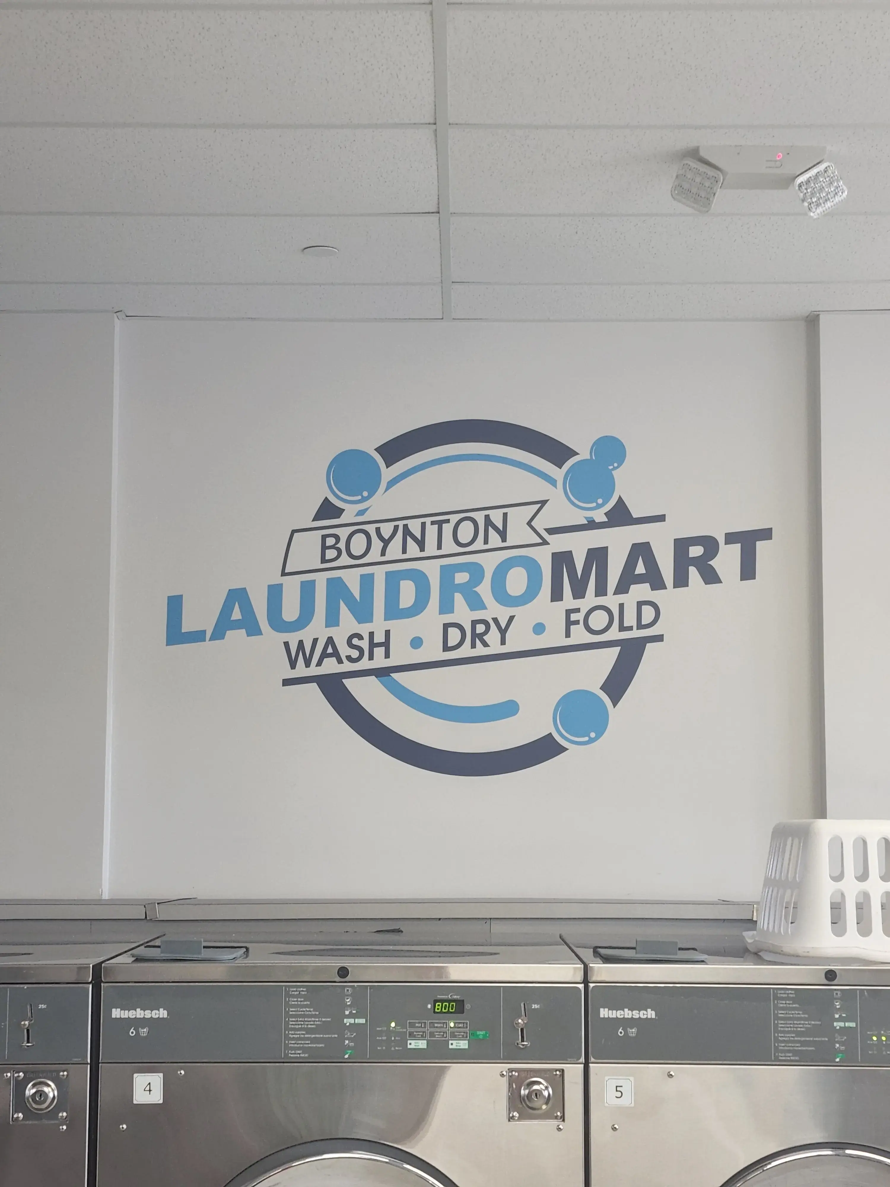 Boynton Laundromart thumbnail 20