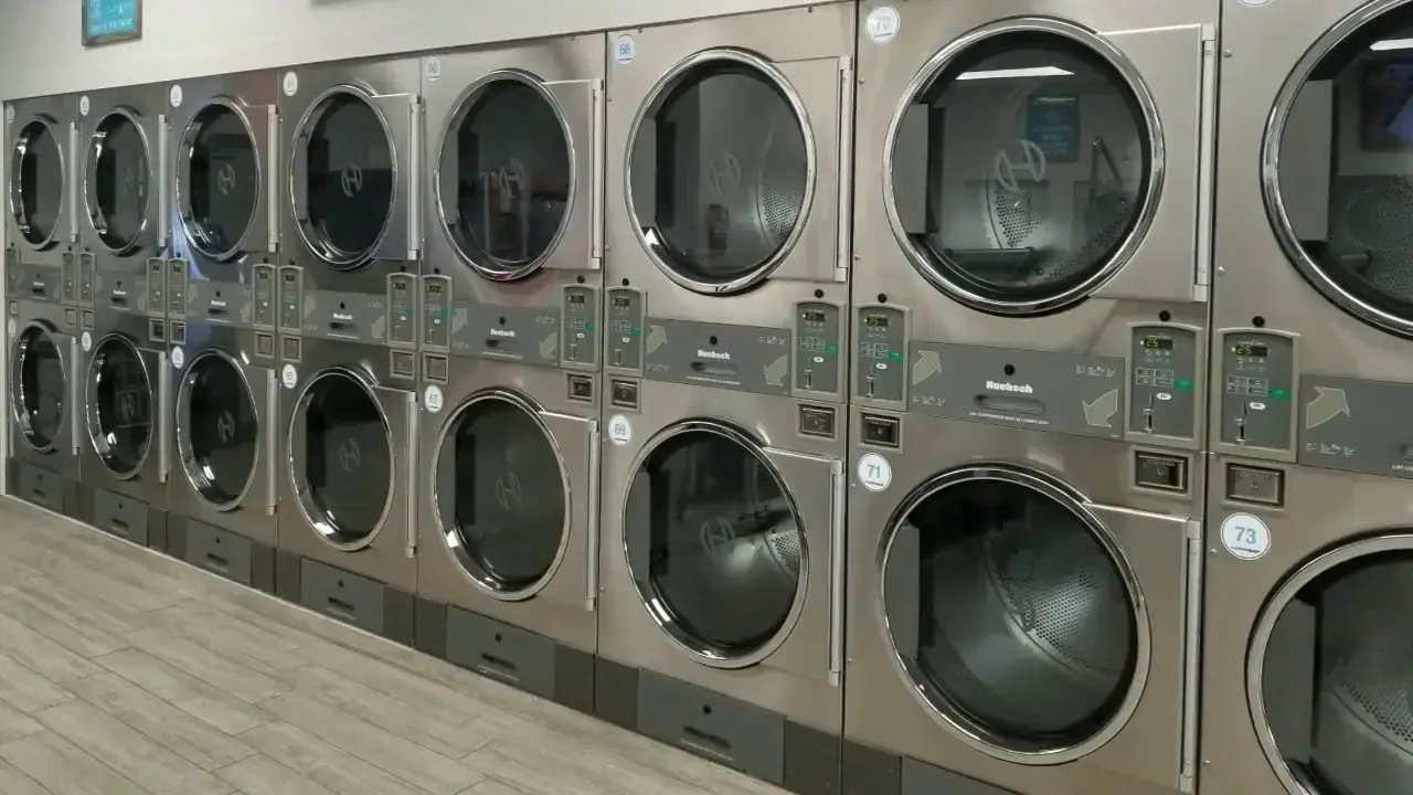 Boynton Laundromart thumbnail 2