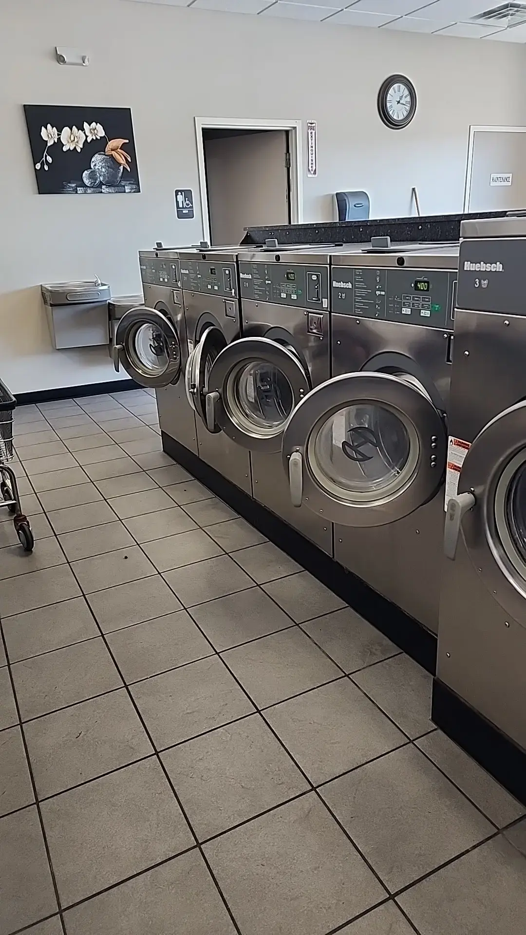 Bradford's Cleaners and Coin Laundry thumbnail 10