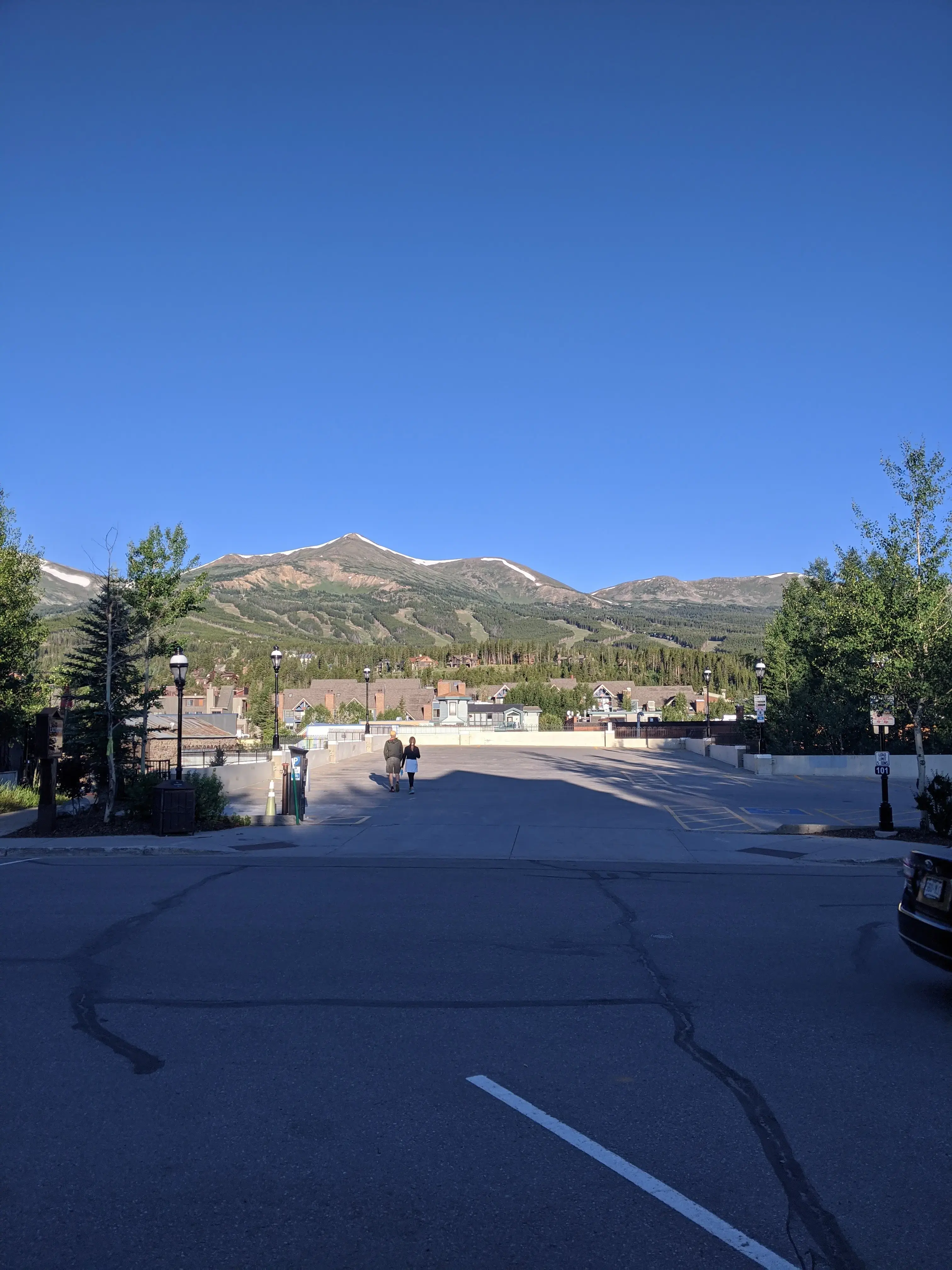 Breckenridge Laundromat - Image 8