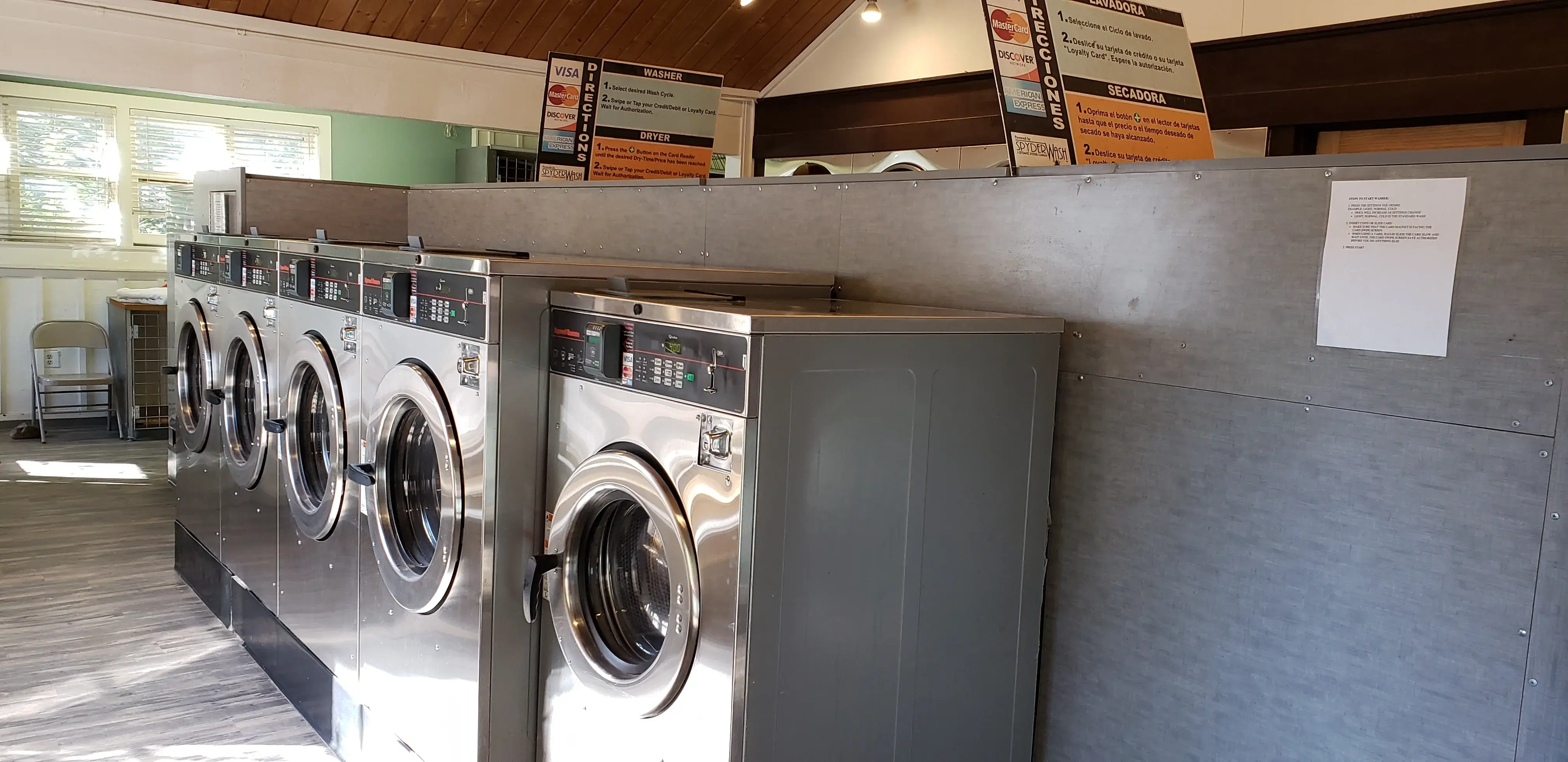 Breckenridge Laundromat thumbnail 1
