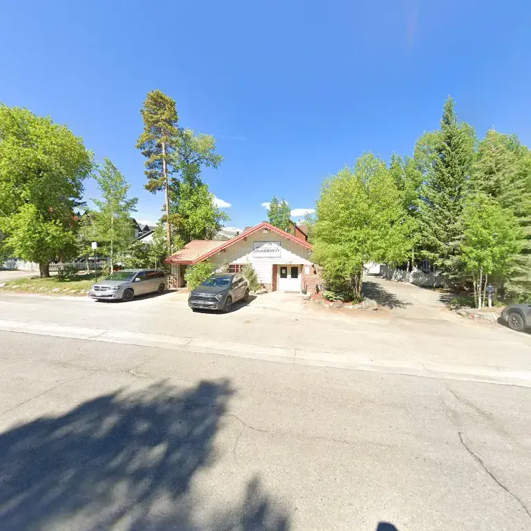 Breckenridge Laundromat - Image 18