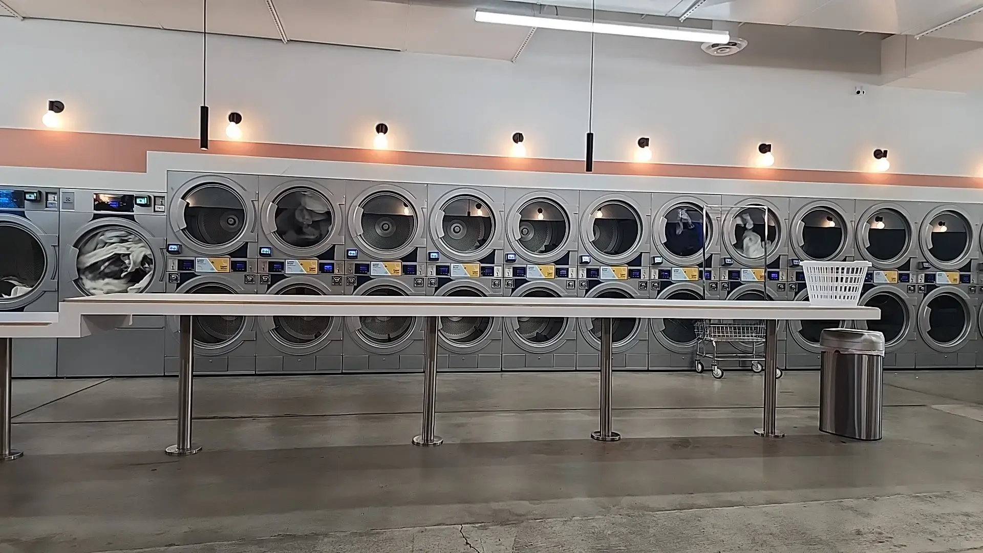 Breeze Laundry 12th ave Rd location