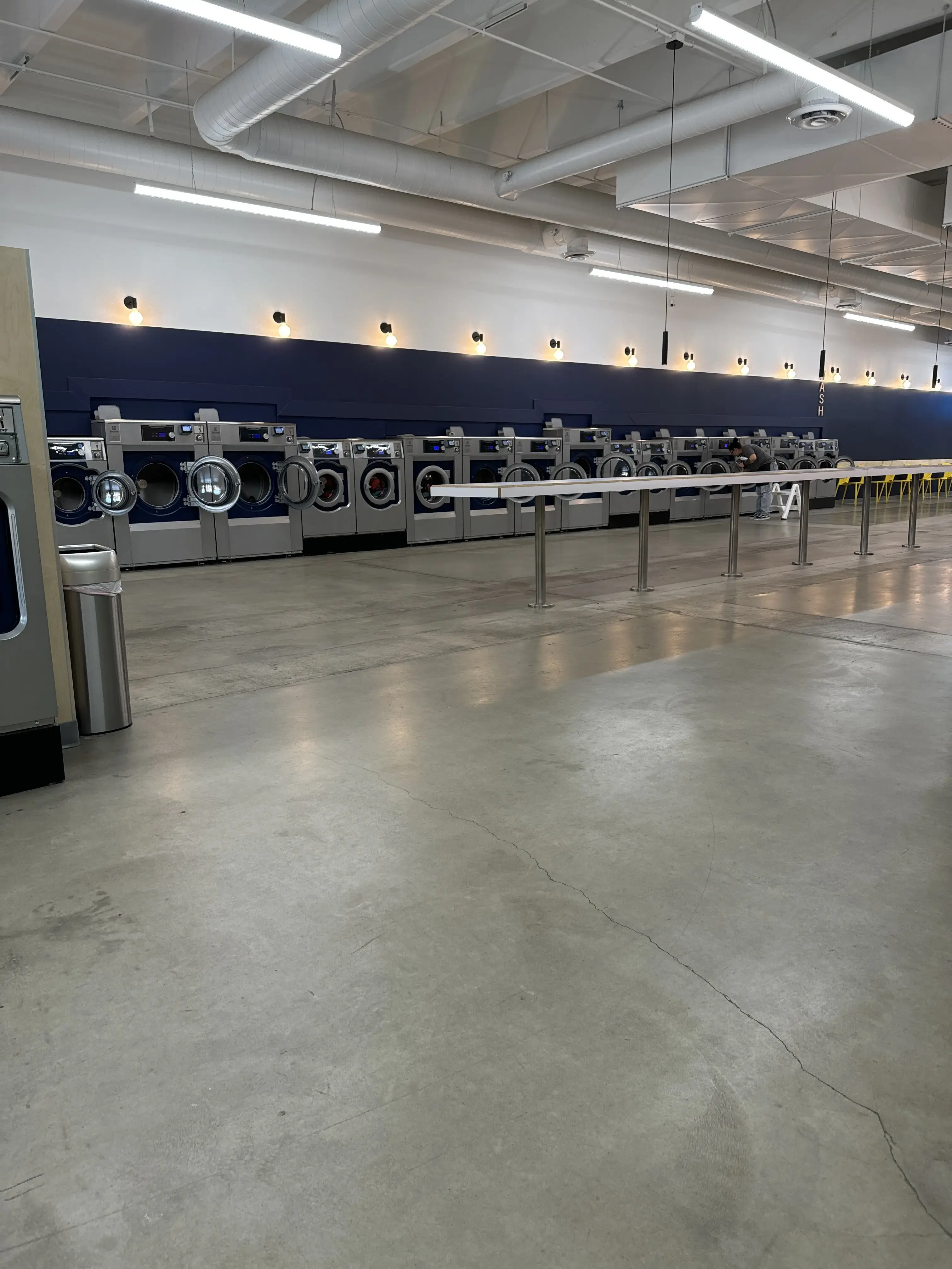 Breeze Laundry 12th ave Rd thumbnail 9